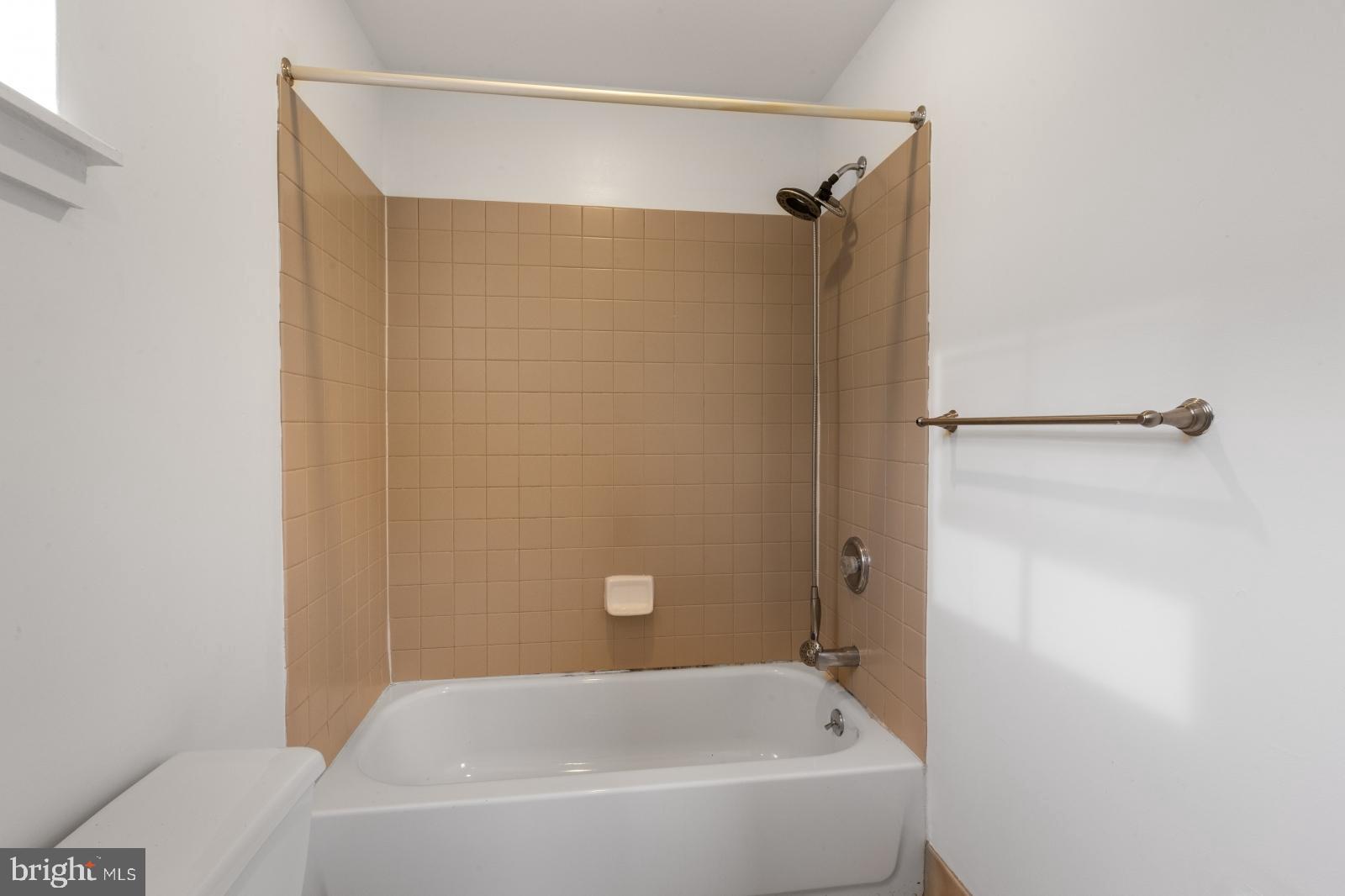 FISHTOWN - Residential Lease