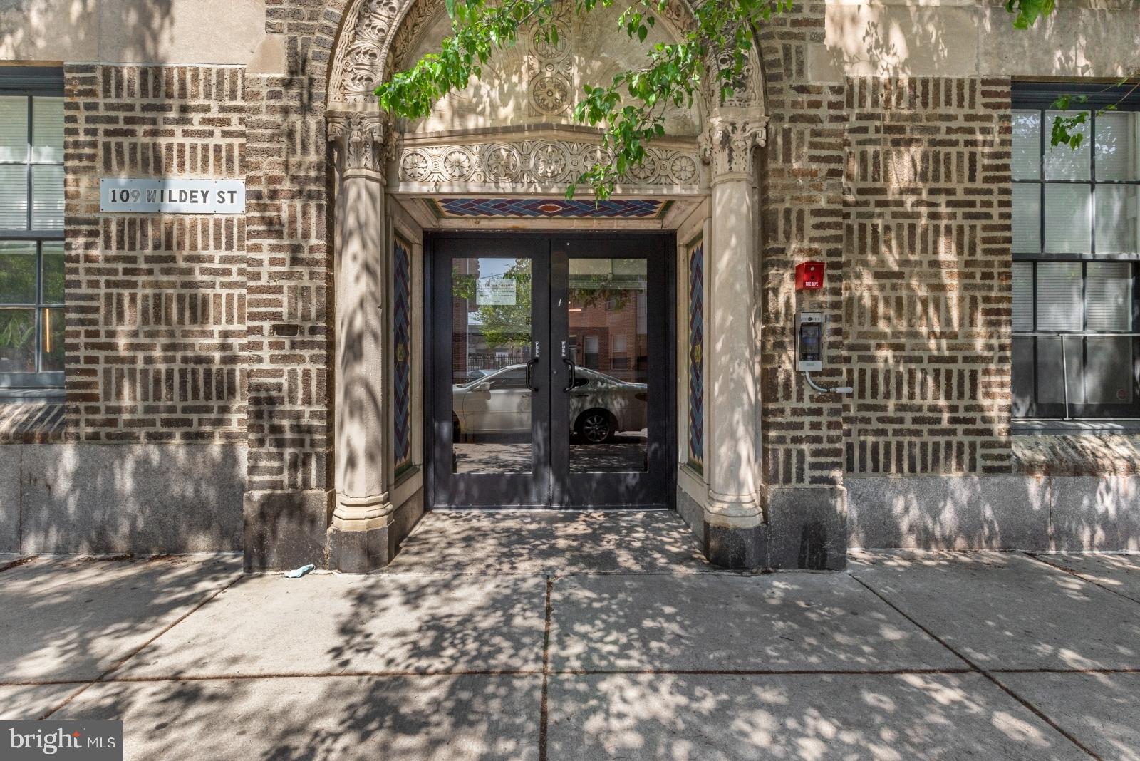 FISHTOWN - Residential Lease