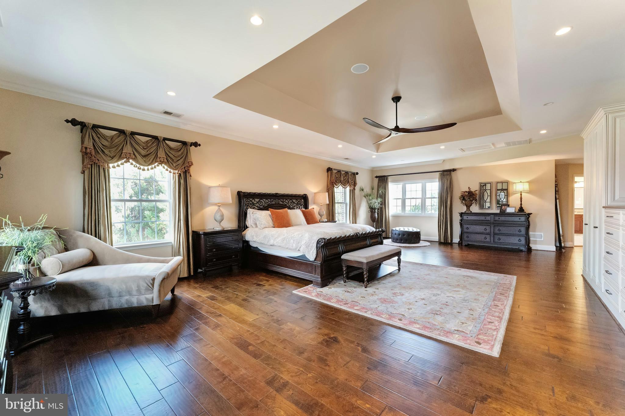 BELMONT COUNTRY CLUB - Residential