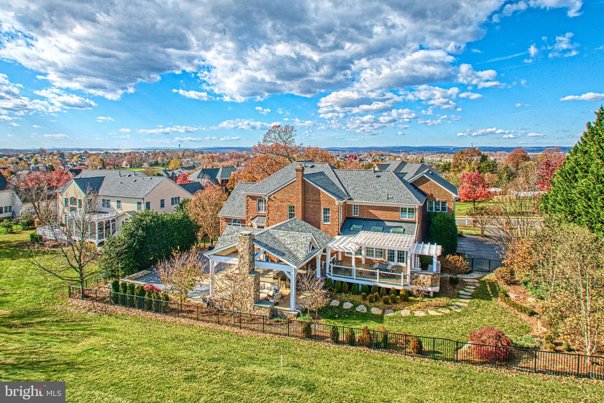 BELMONT COUNTRY CLUB - Residential