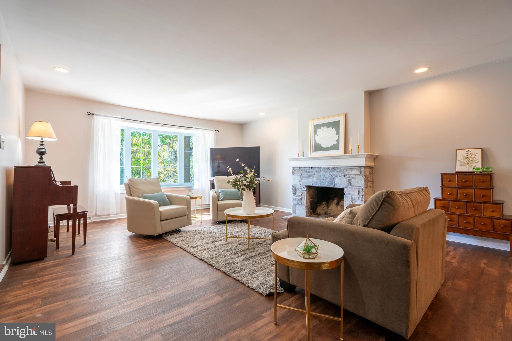 CHURCHVILLE MANOR - Residential