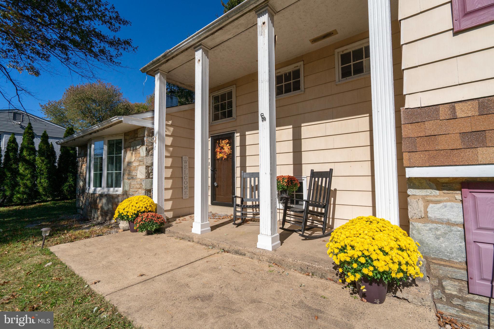 CHURCHVILLE MANOR - Residential