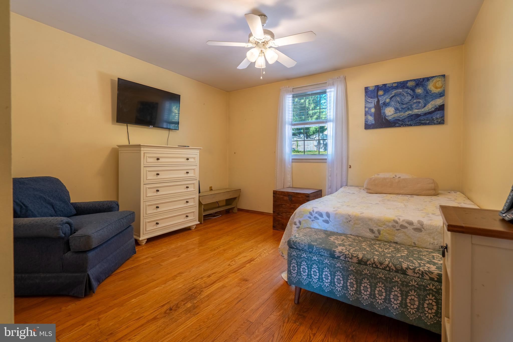 CHURCHVILLE MANOR - Residential