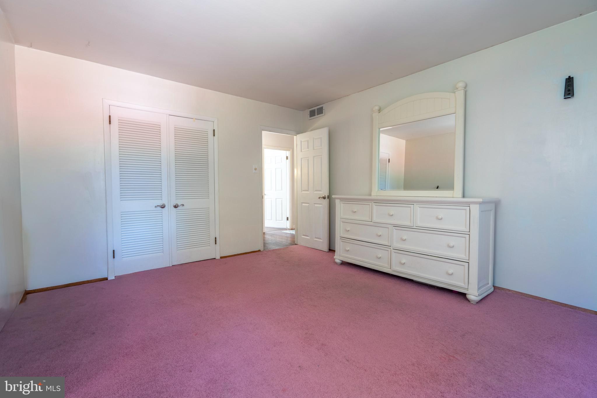 CHURCHVILLE MANOR - Residential