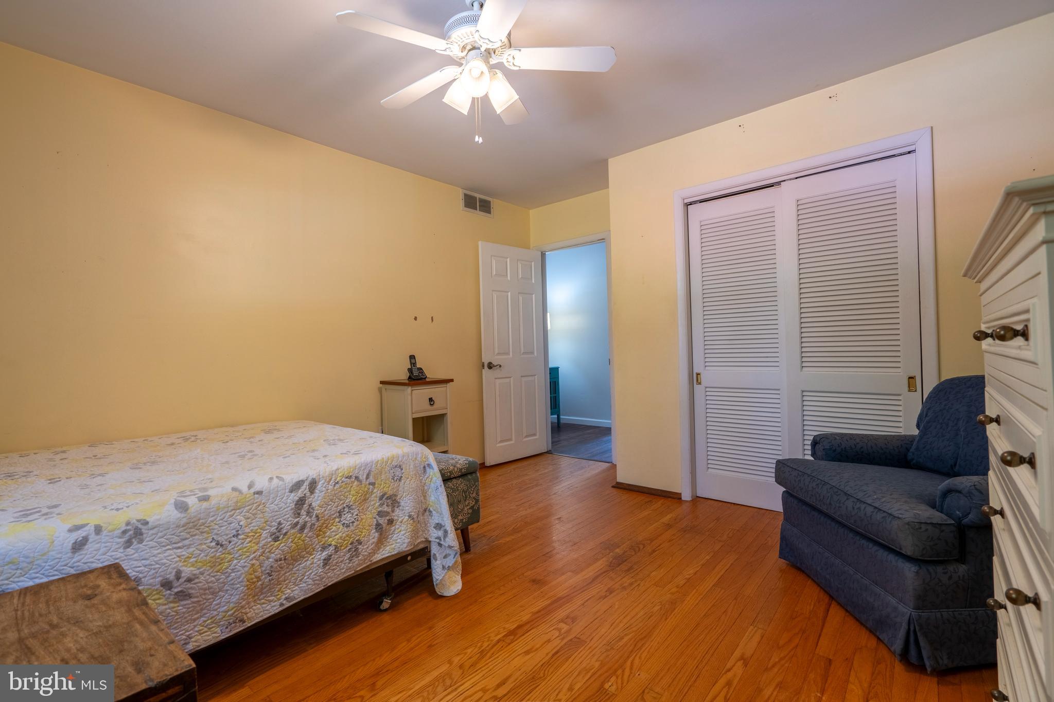 CHURCHVILLE MANOR - Residential