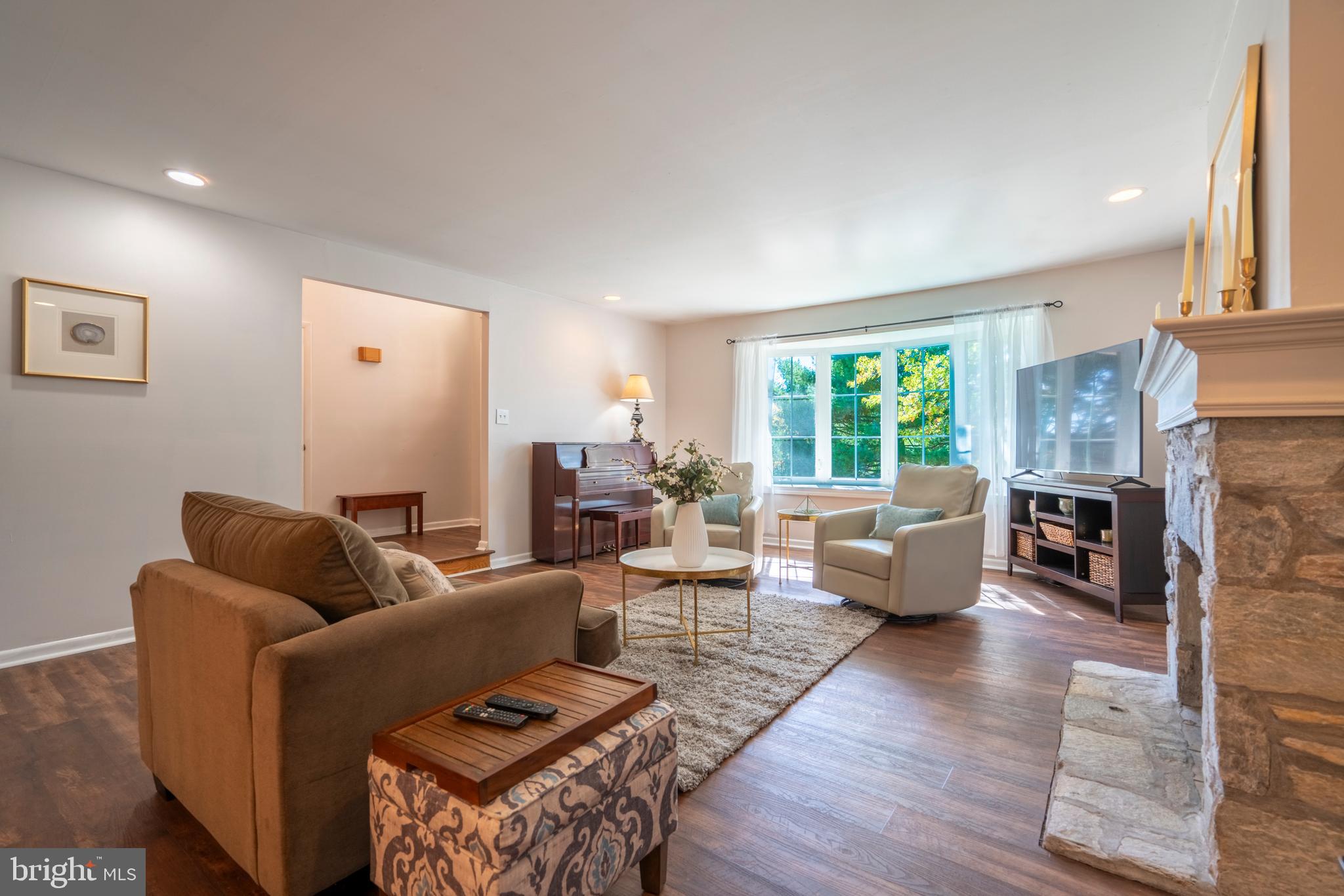 CHURCHVILLE MANOR - Residential