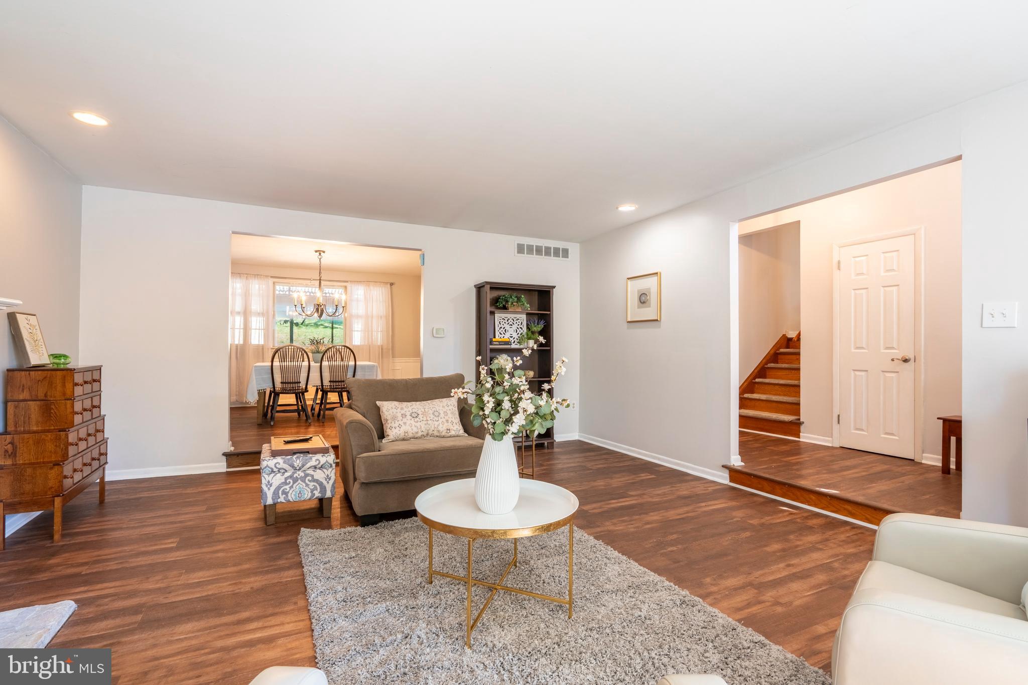 CHURCHVILLE MANOR - Residential