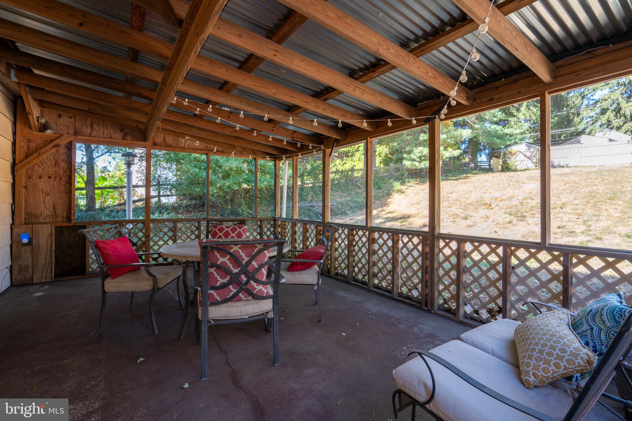 CHURCHVILLE MANOR - Residential