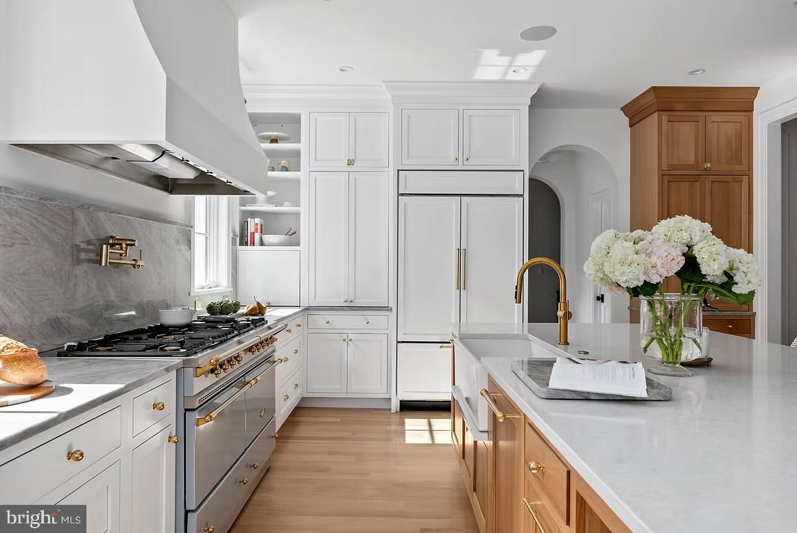 RAVENWOOD PARK - Residential