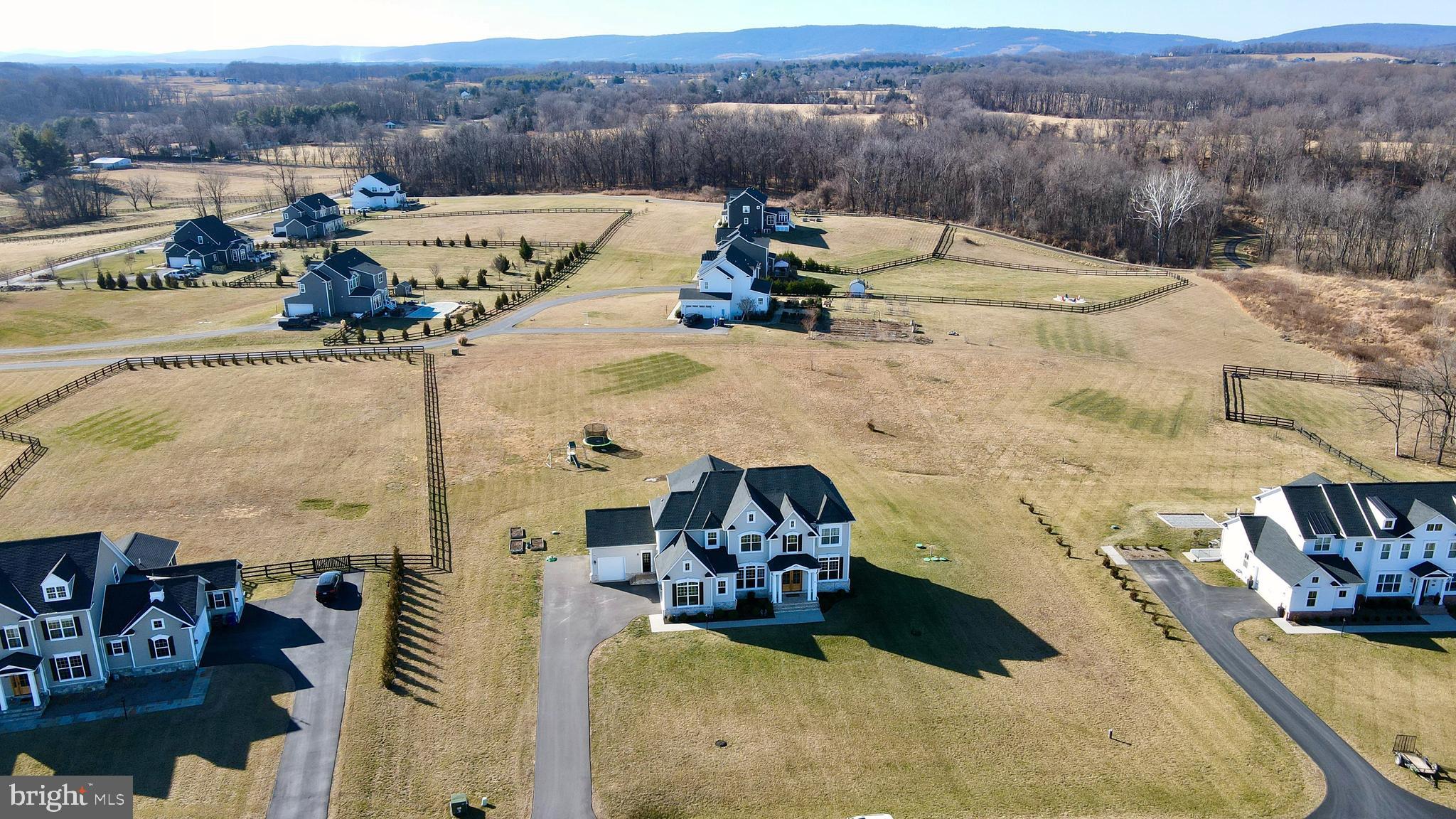 HUNT RIDGE PRESERVE - Residential