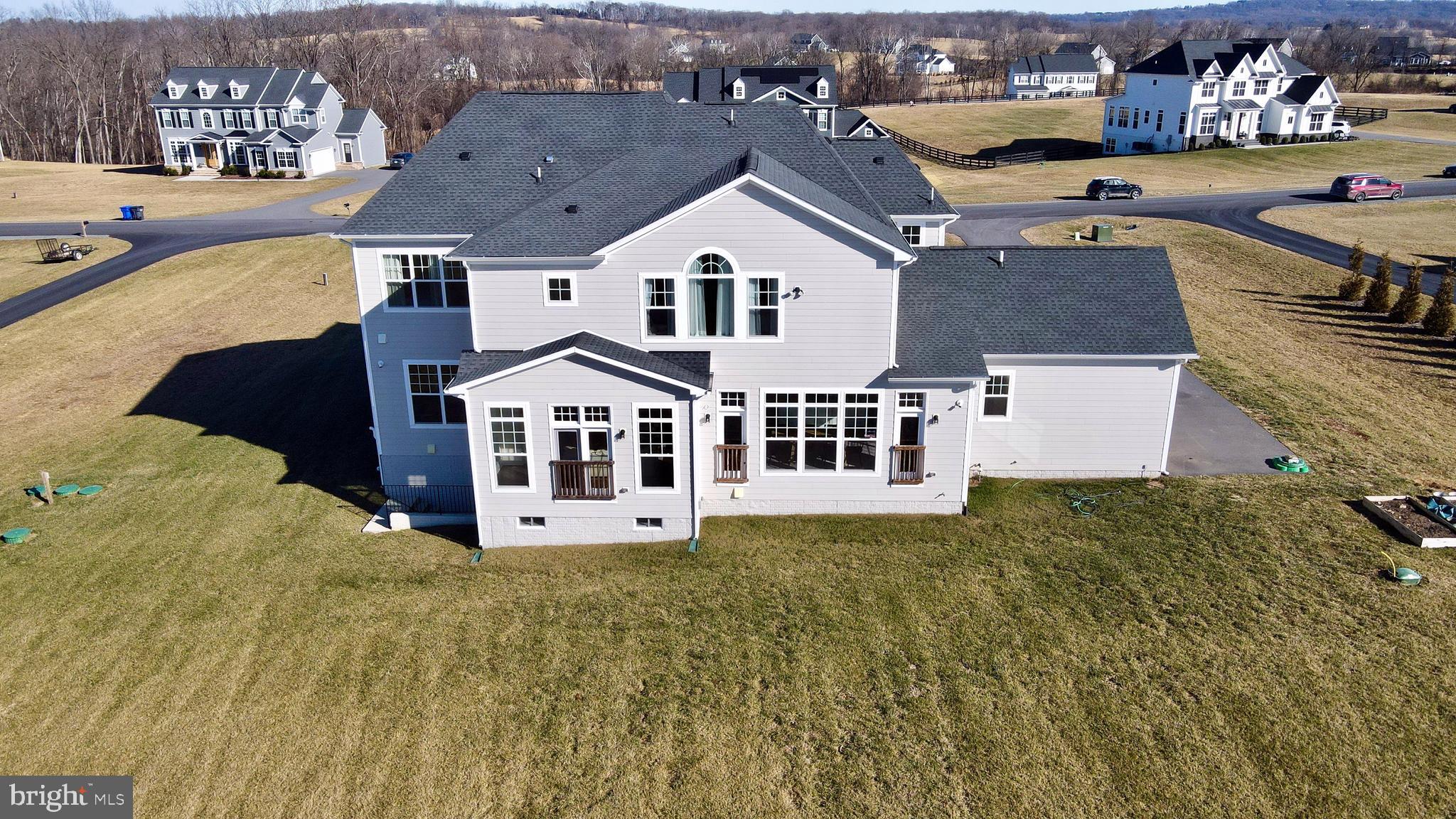 HUNT RIDGE PRESERVE - Residential