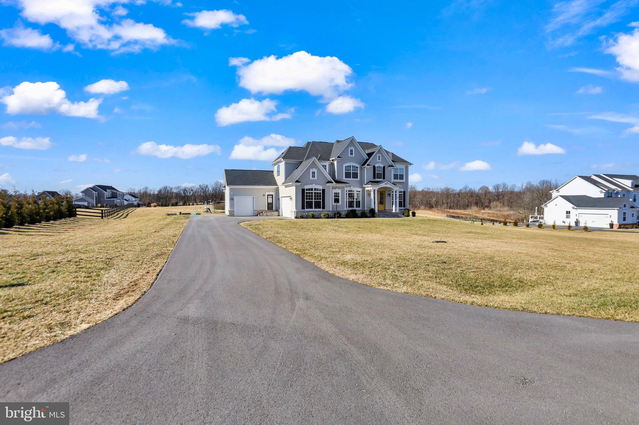 HUNT RIDGE PRESERVE - Residential