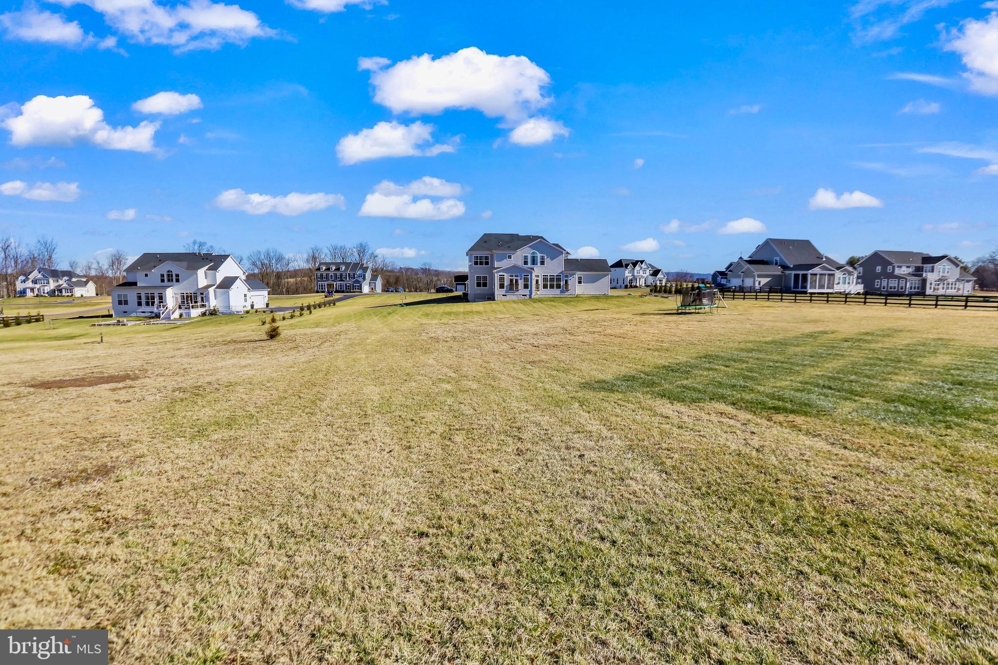 HUNT RIDGE PRESERVE - Residential