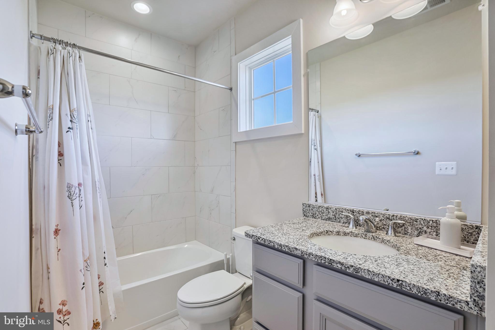 HUNT RIDGE PRESERVE - Residential