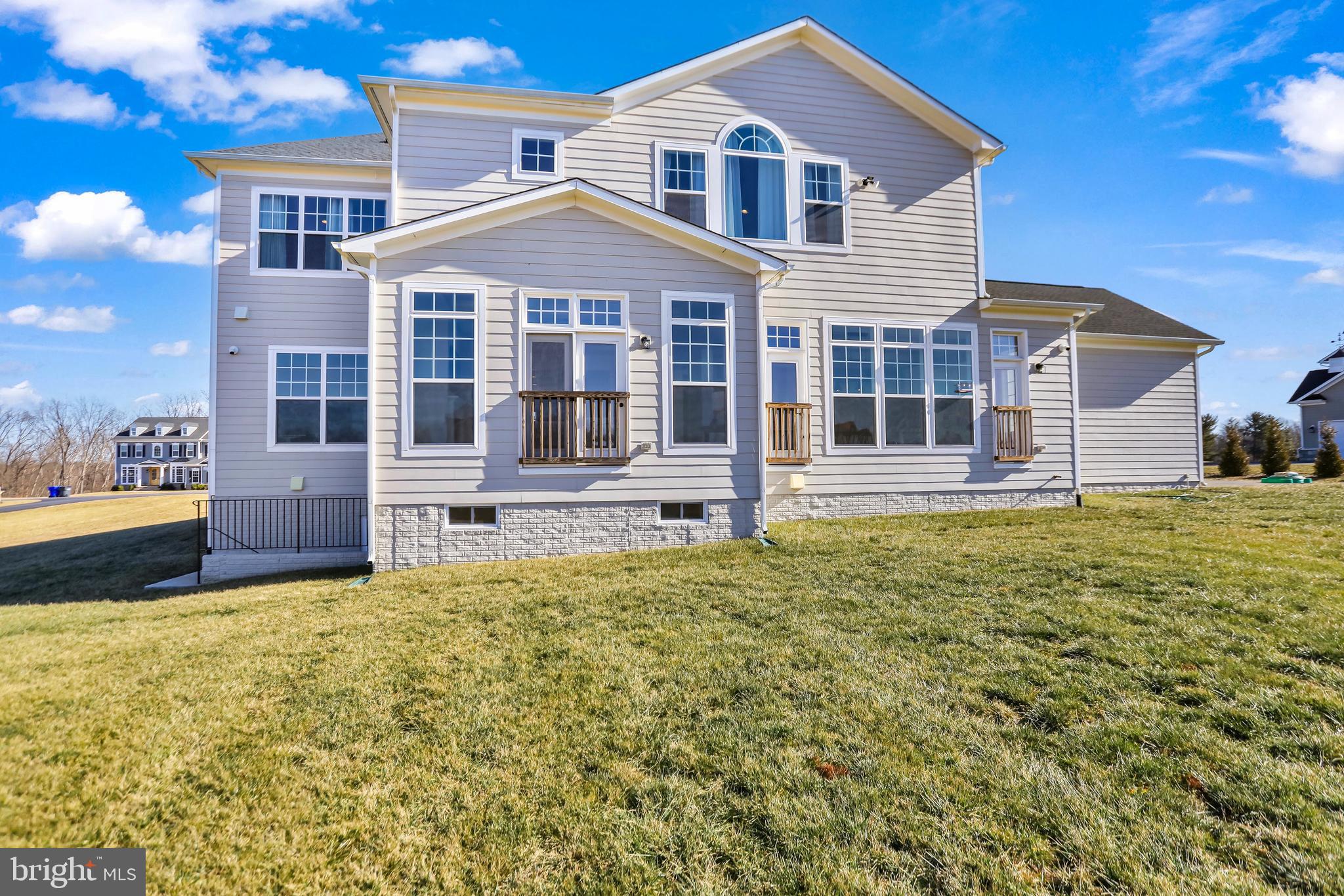 HUNT RIDGE PRESERVE - Residential