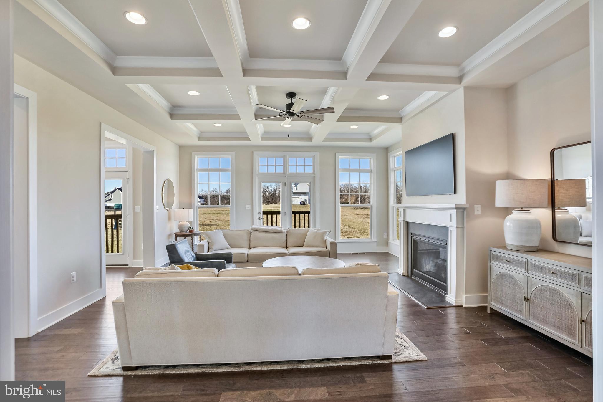 HUNT RIDGE PRESERVE - Residential