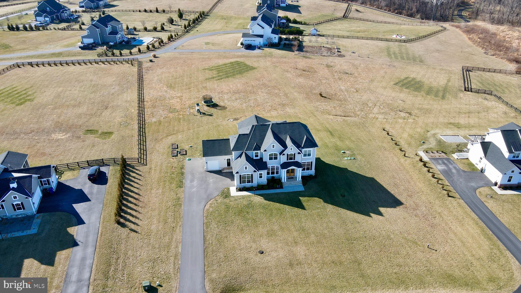 HUNT RIDGE PRESERVE - Residential