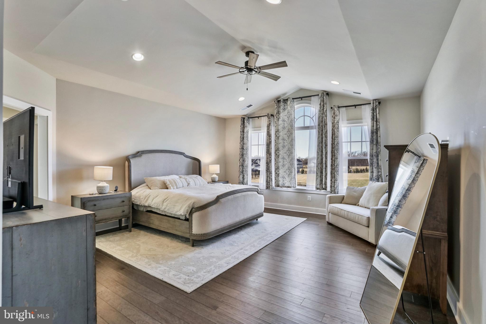 HUNT RIDGE PRESERVE - Residential