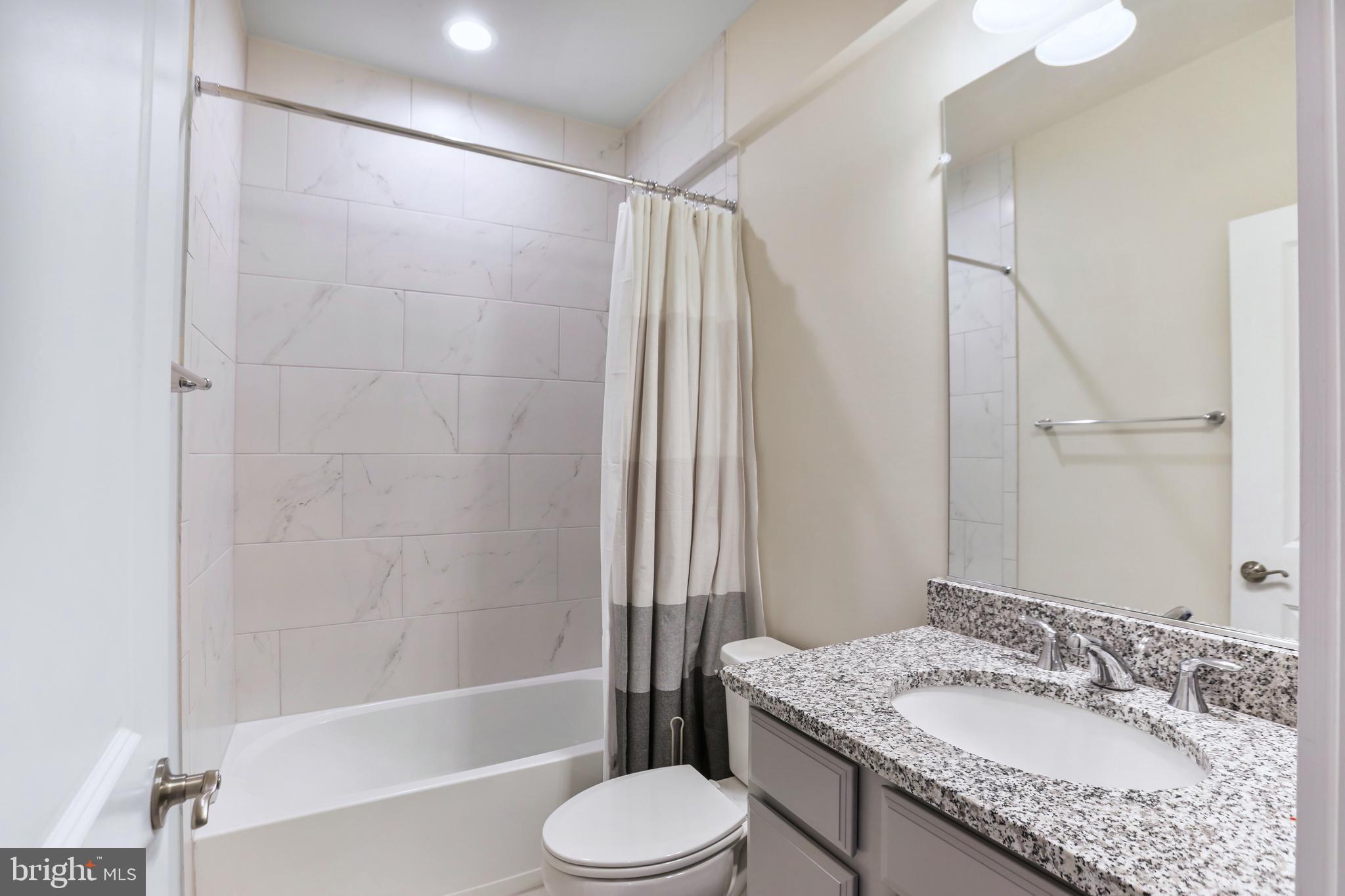 HUNT RIDGE PRESERVE - Residential