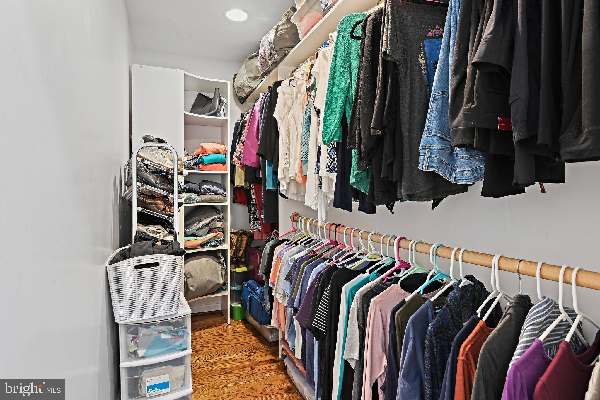 WAYSIDE - Residential