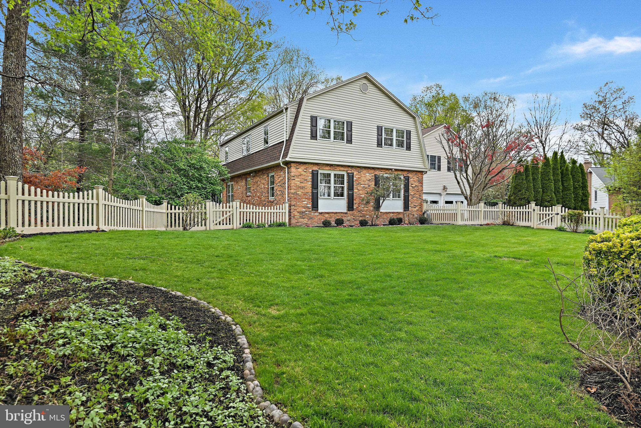 WAYSIDE - Residential