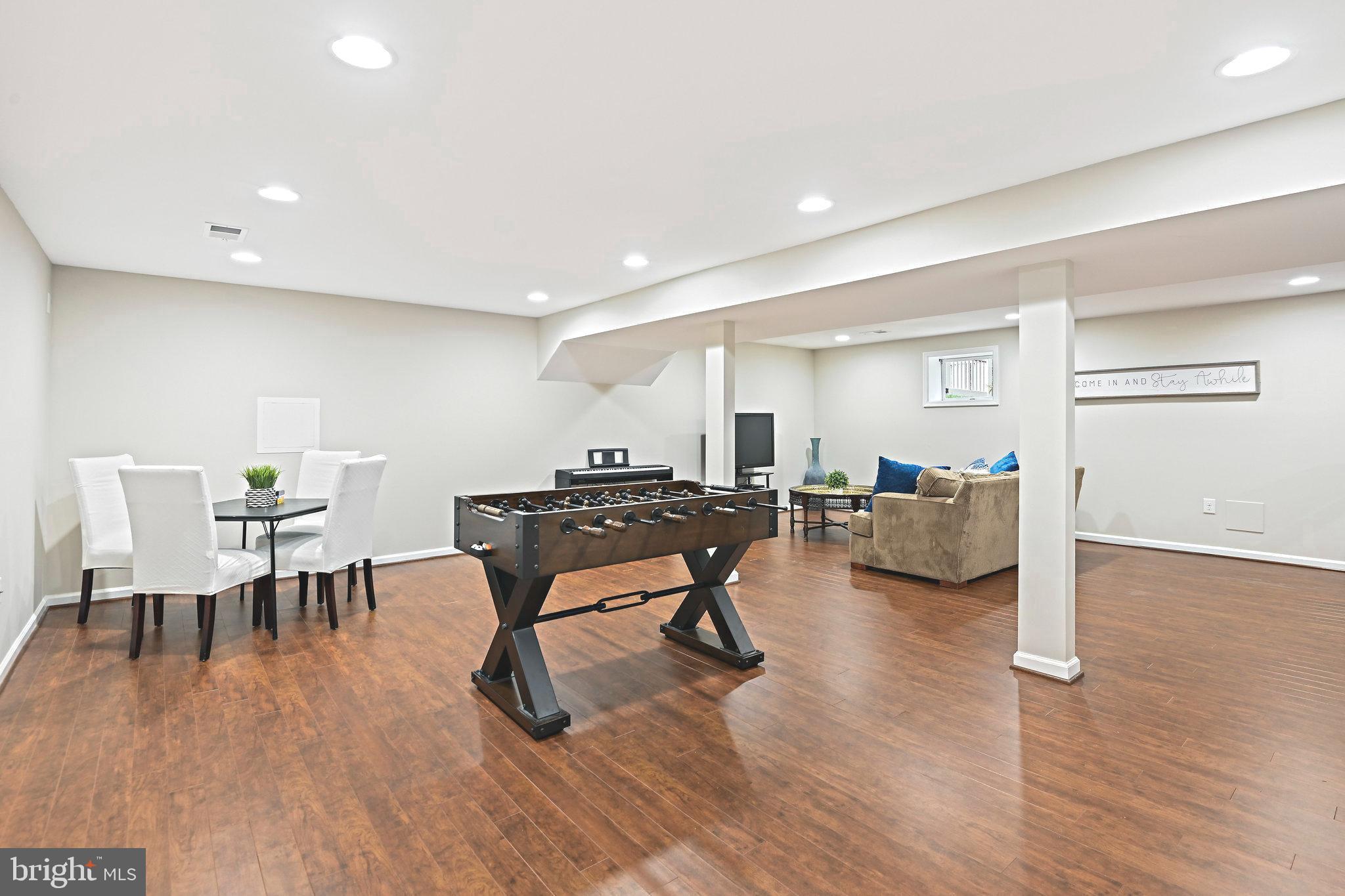 WAYSIDE - Residential