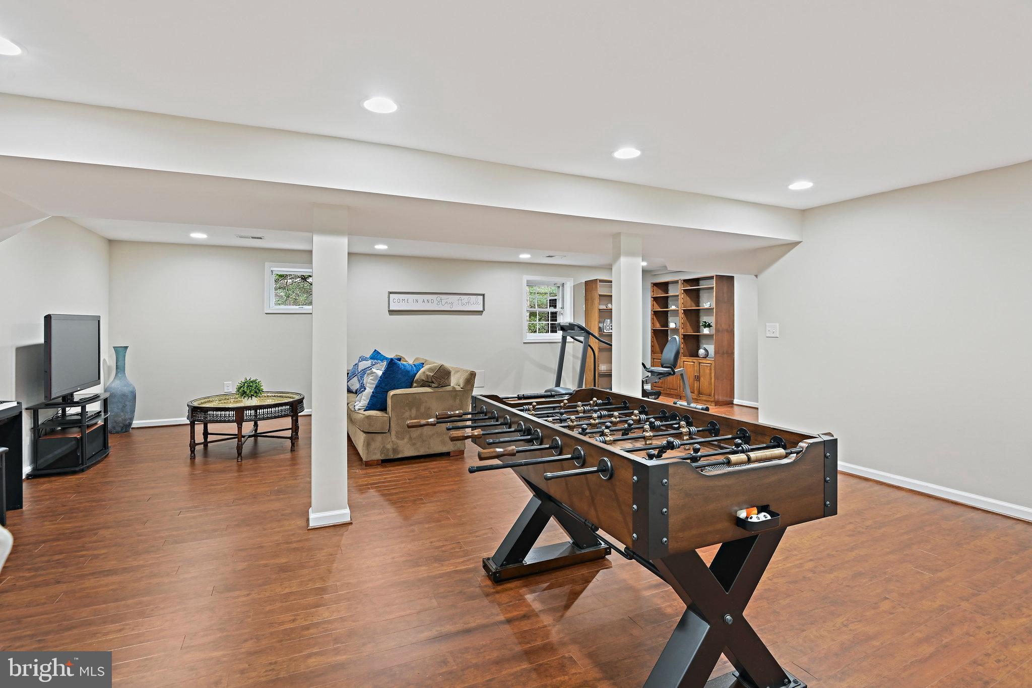 WAYSIDE - Residential