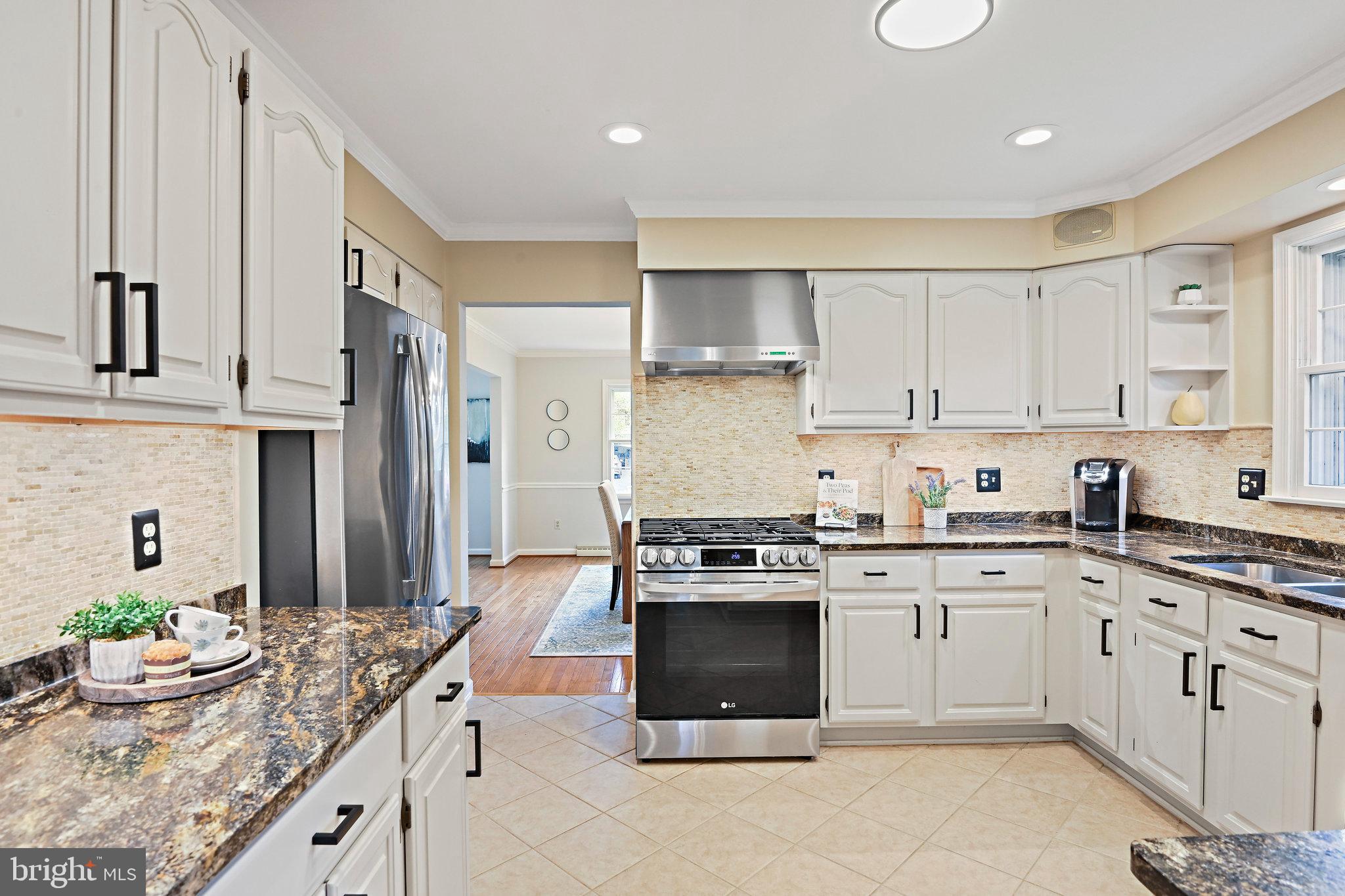 WAYSIDE - Residential