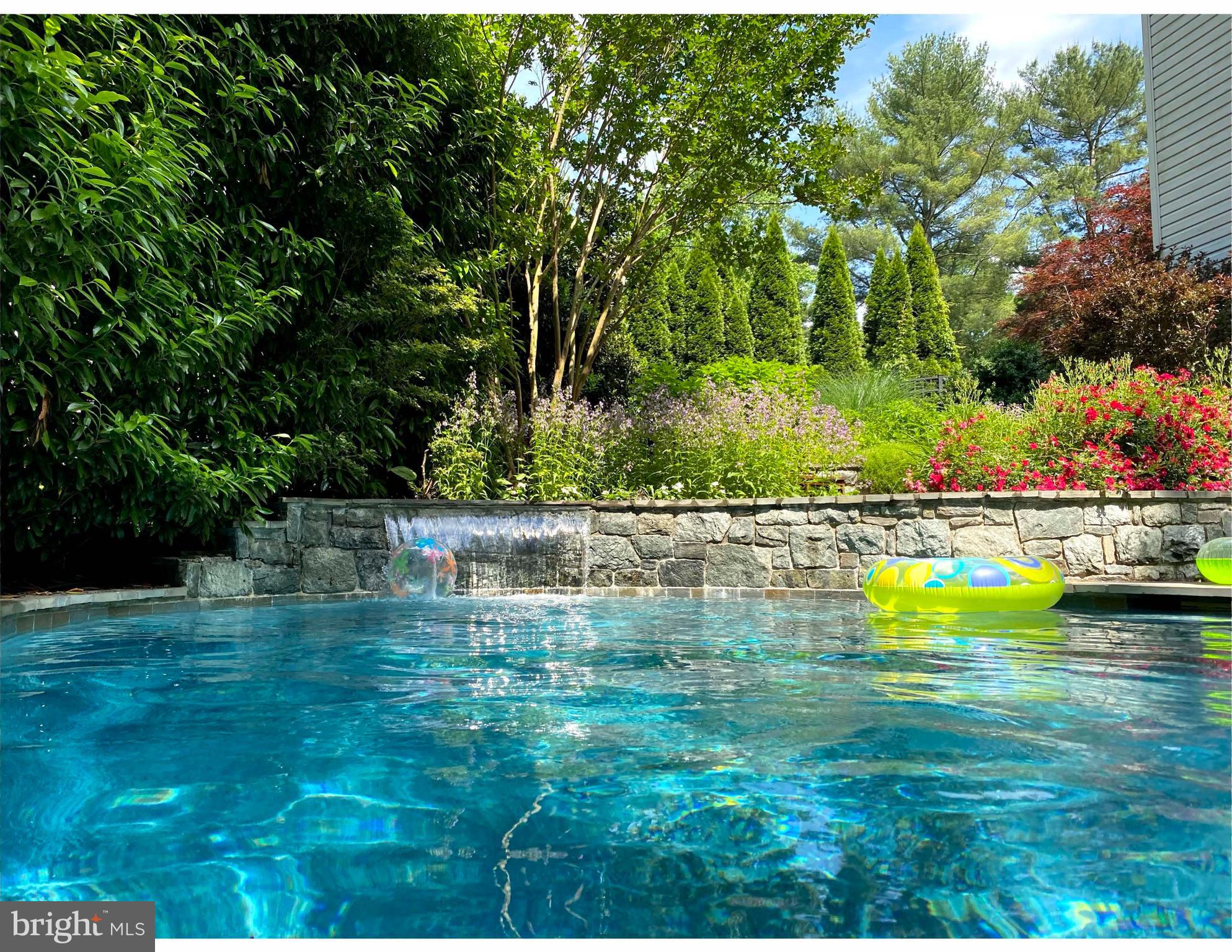 WAYSIDE - Residential