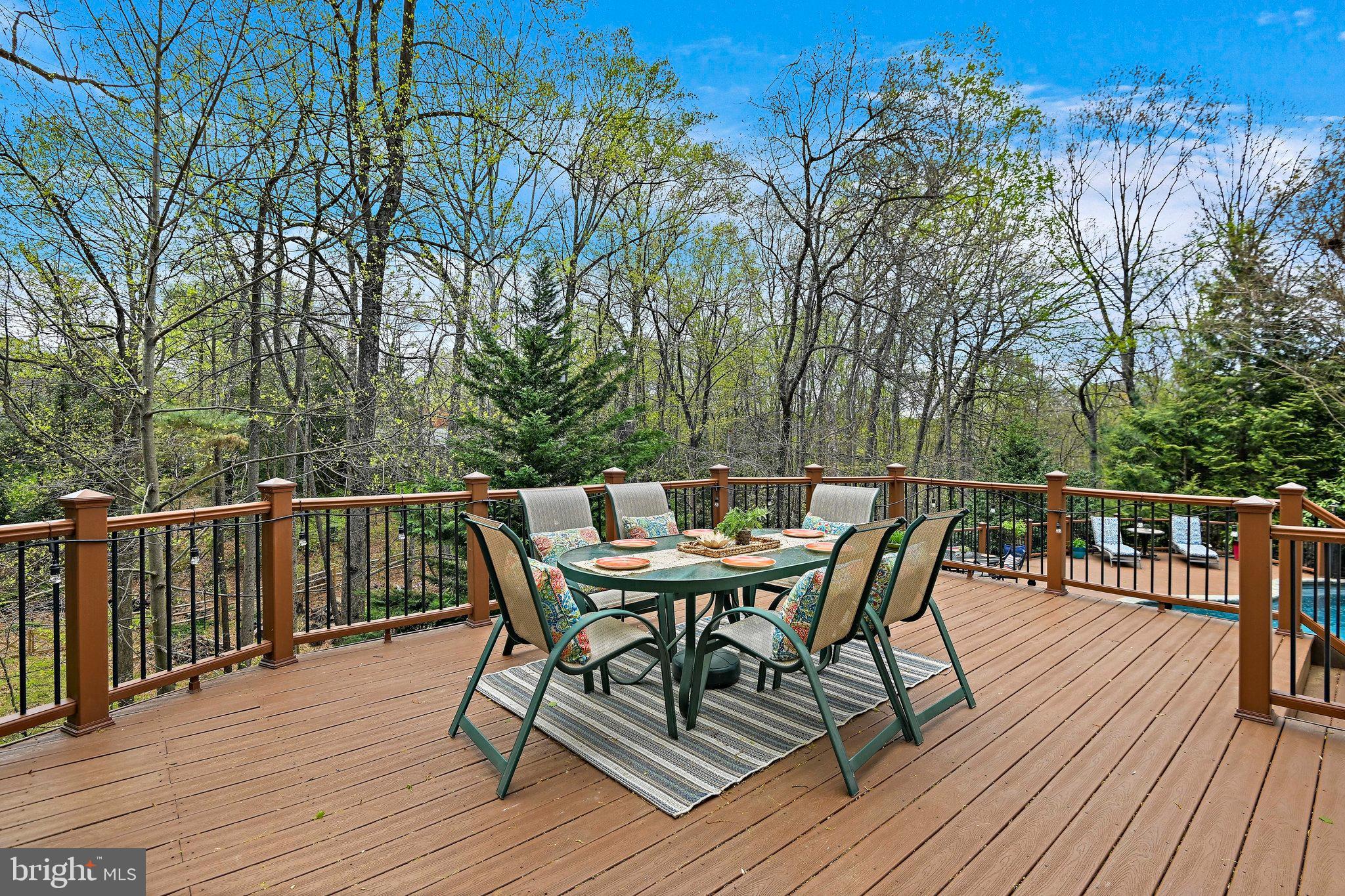 WAYSIDE - Residential