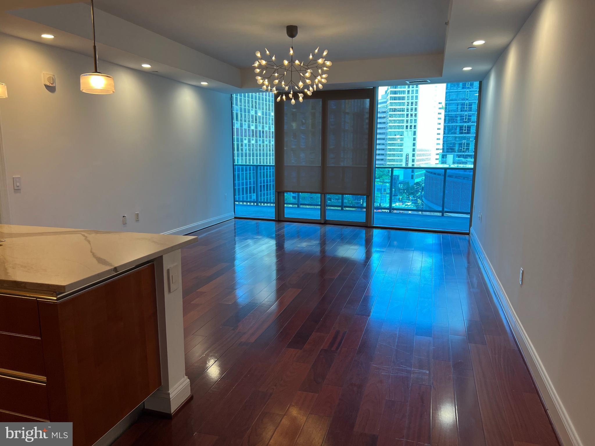 TURNBERRY TOWER - Residential Lease