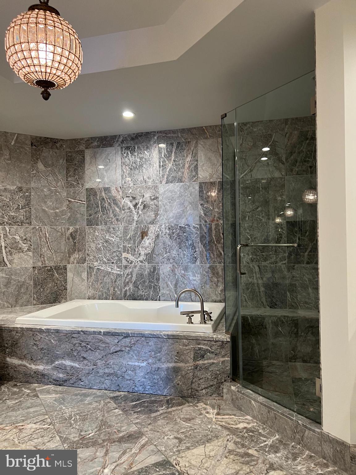 TURNBERRY TOWER - Residential Lease