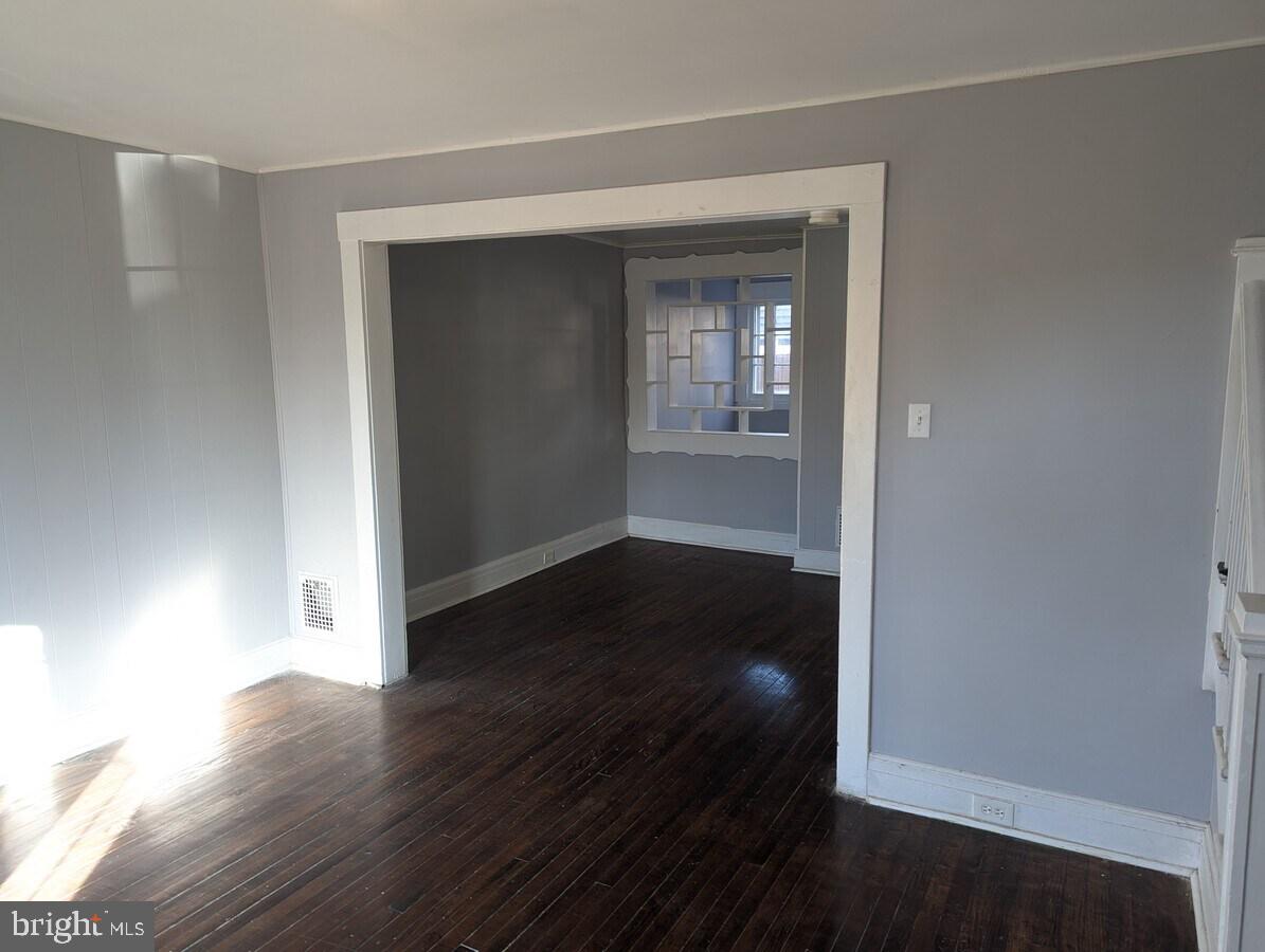 545 PARK PLACE