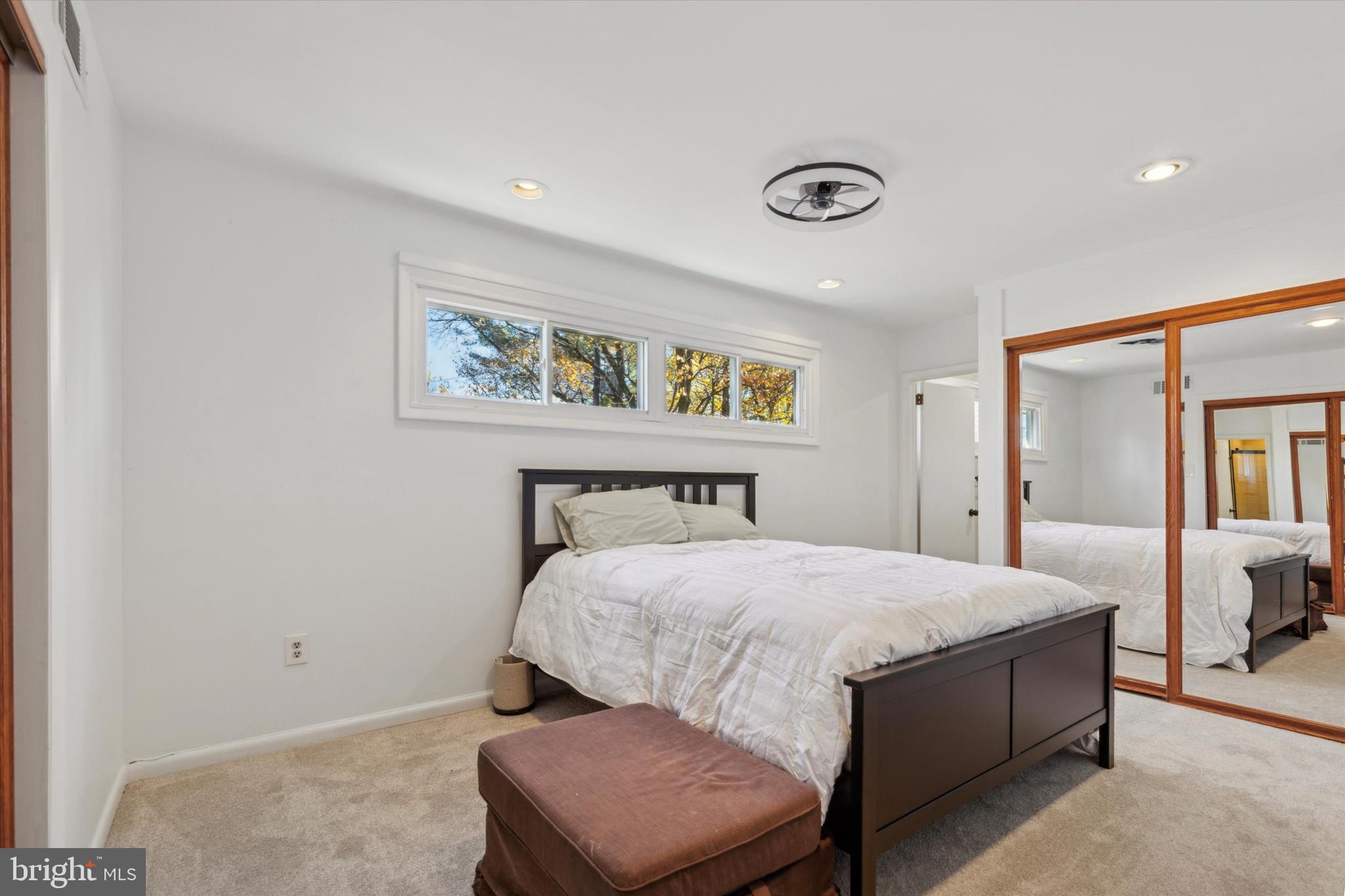 COLLEGE PARK - Residential Lease