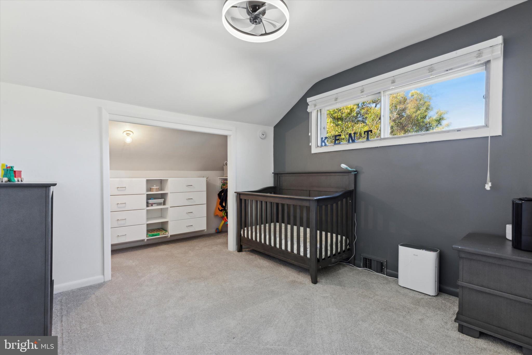 COLLEGE PARK - Residential Lease