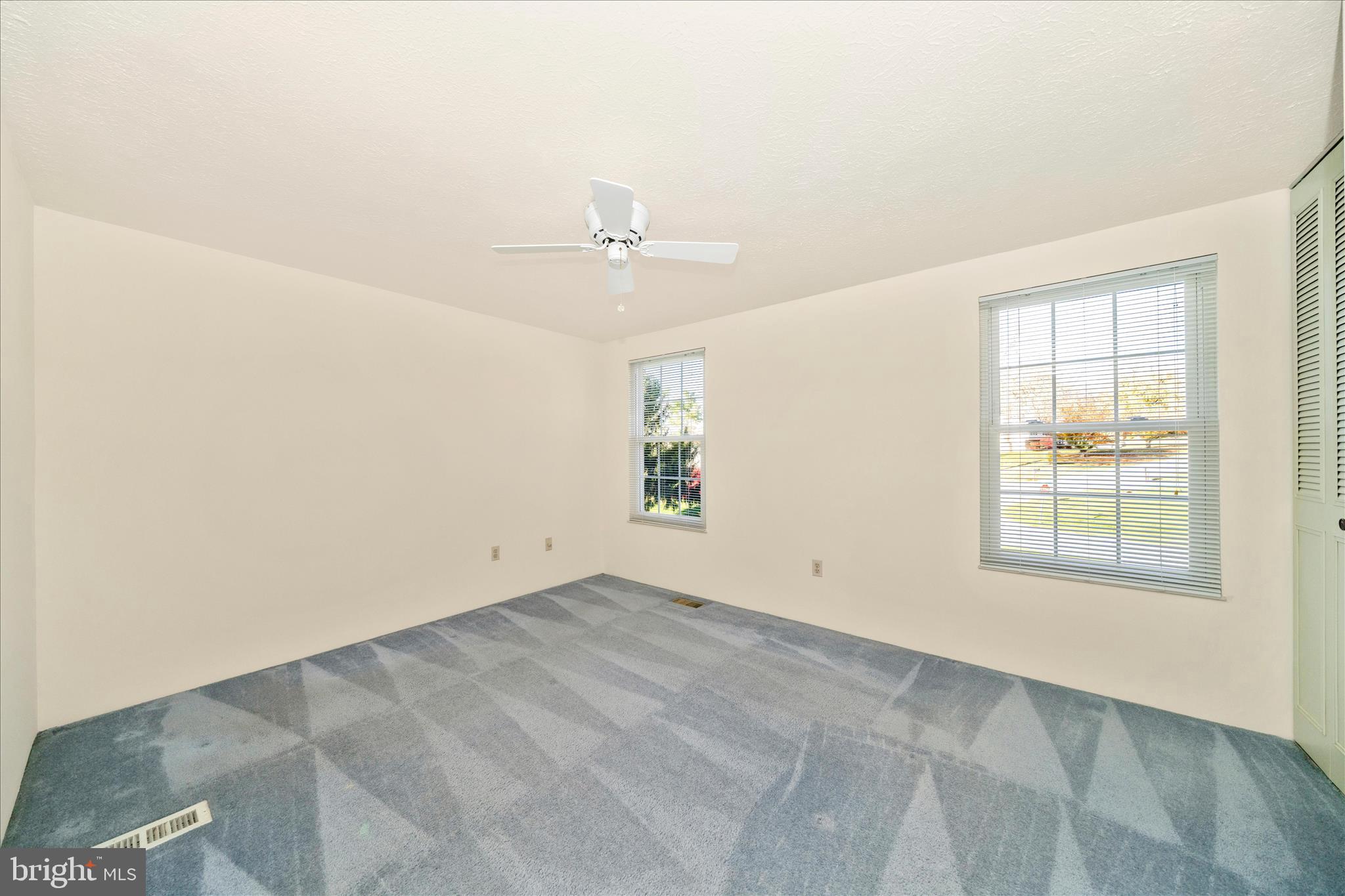 FOUNTAINDALE SOUTH - Residential