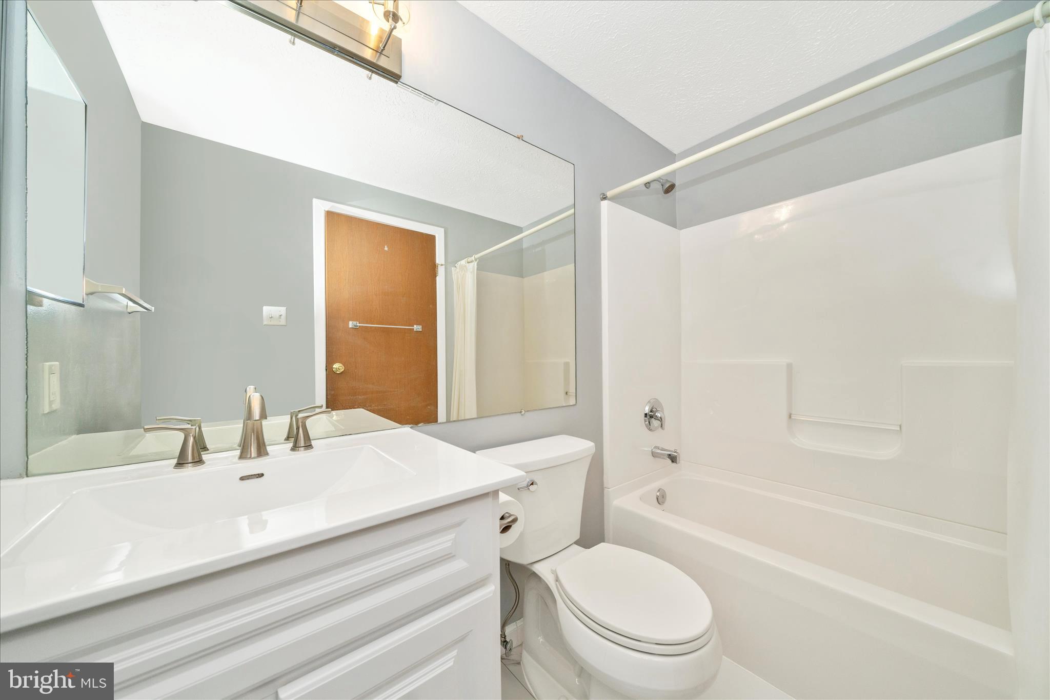 FOUNTAINDALE SOUTH - Residential