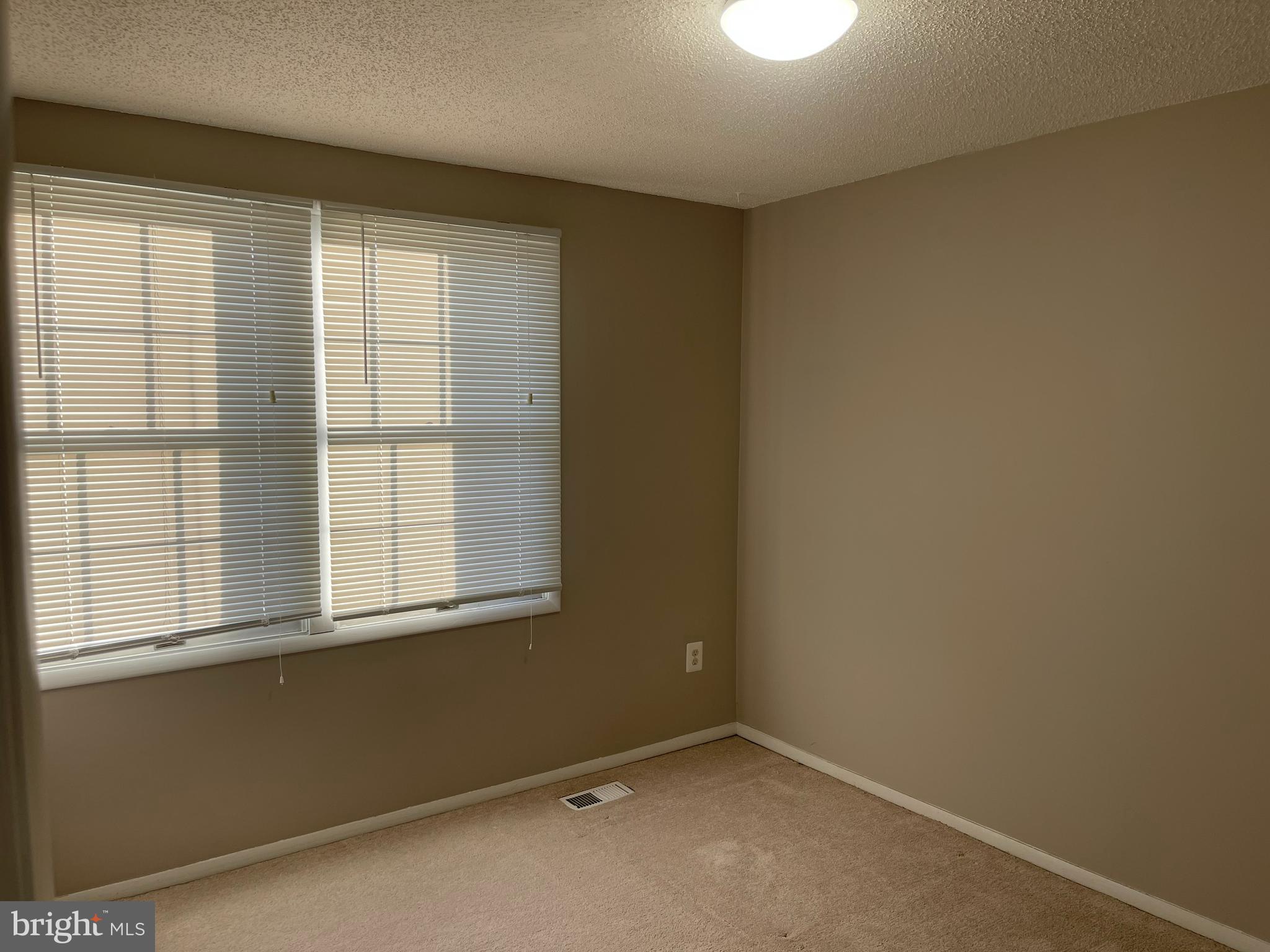 NEWINGTON FOREST - Residential