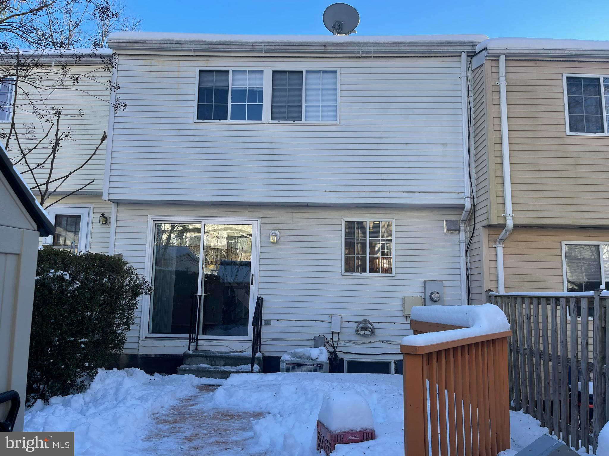 NEWINGTON FOREST - Residential