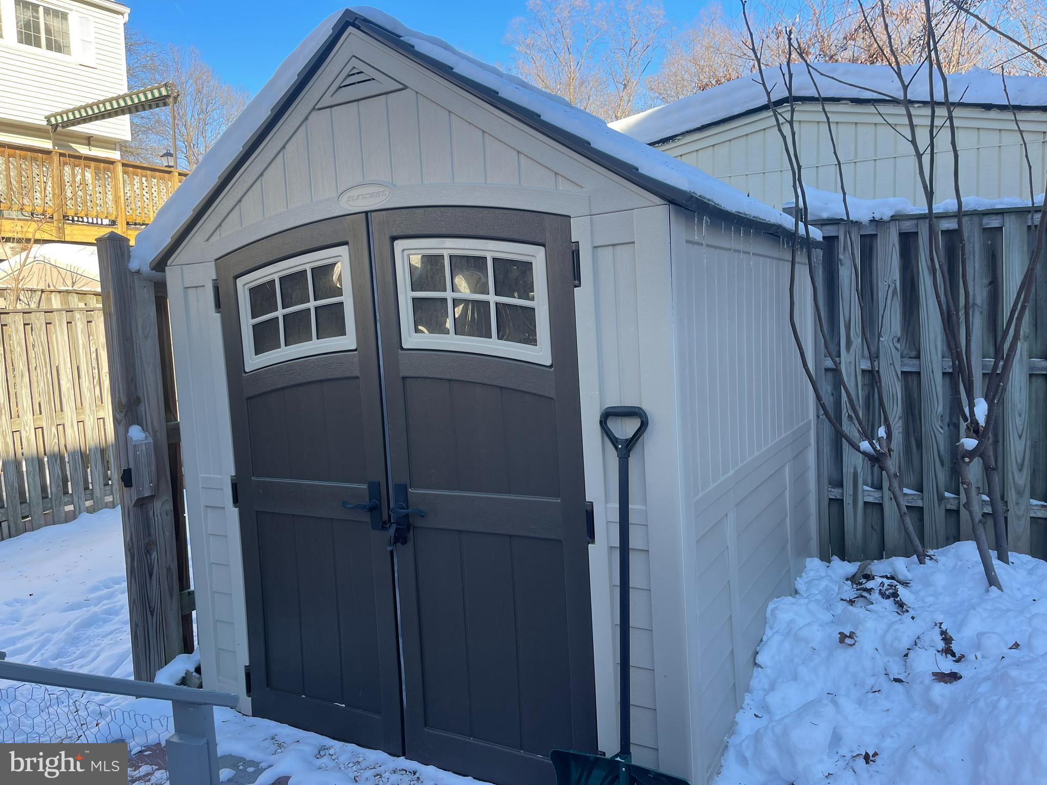 NEWINGTON FOREST - Residential