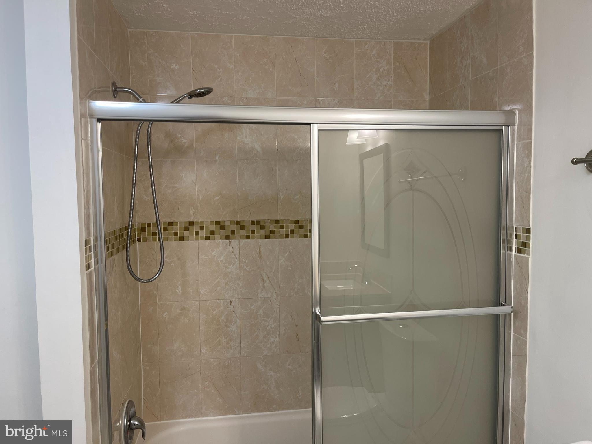 NEWINGTON FOREST - Residential