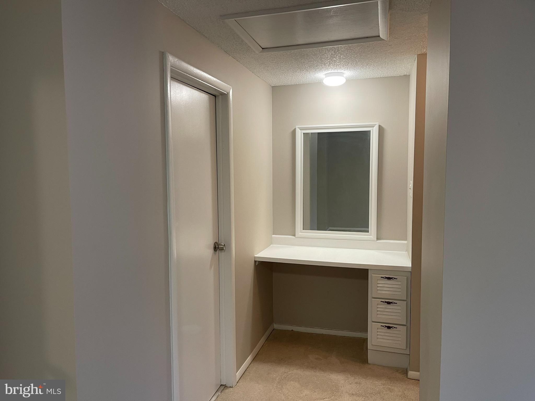 NEWINGTON FOREST - Residential