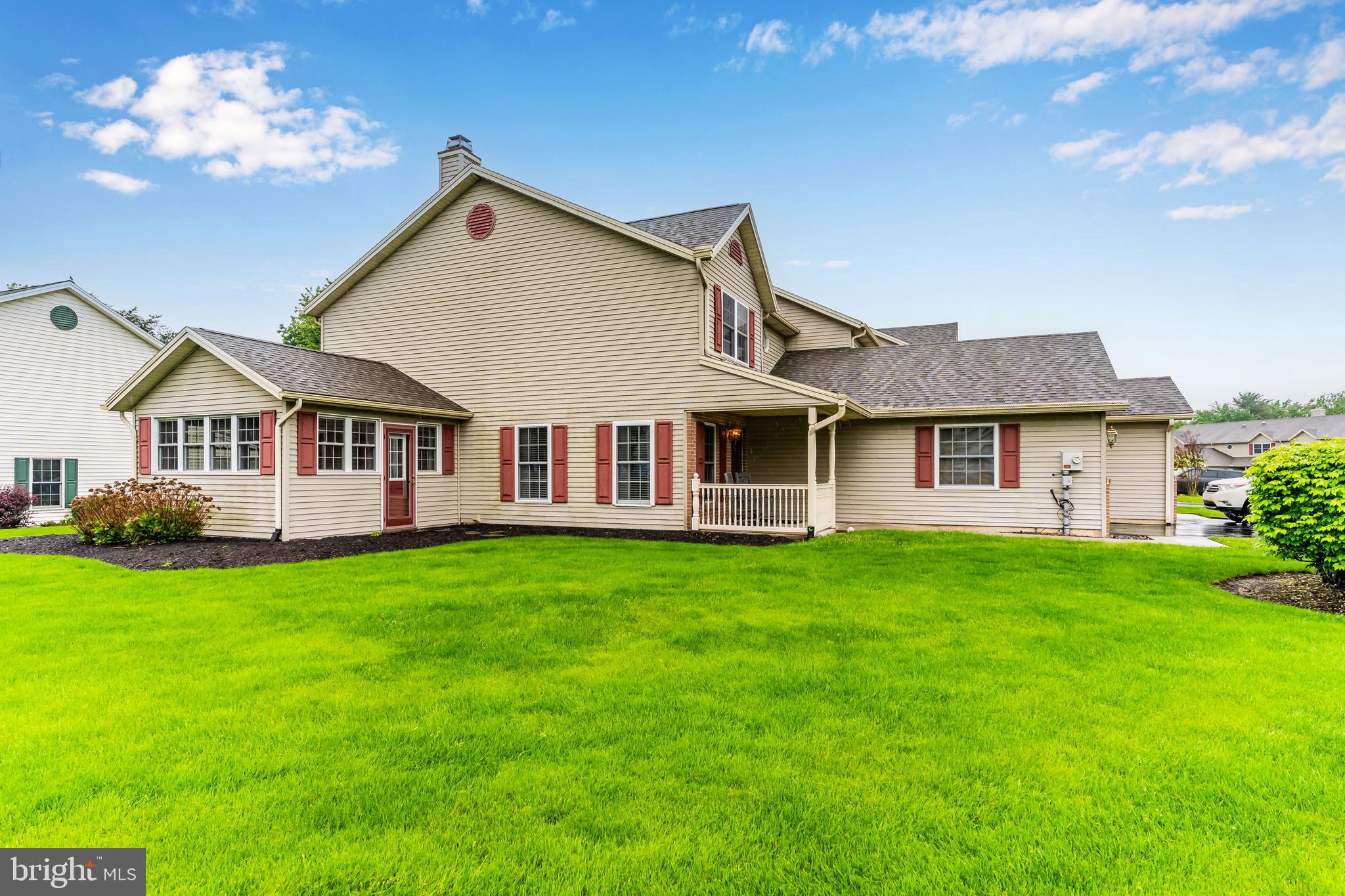 44 WESTWOOD COURT