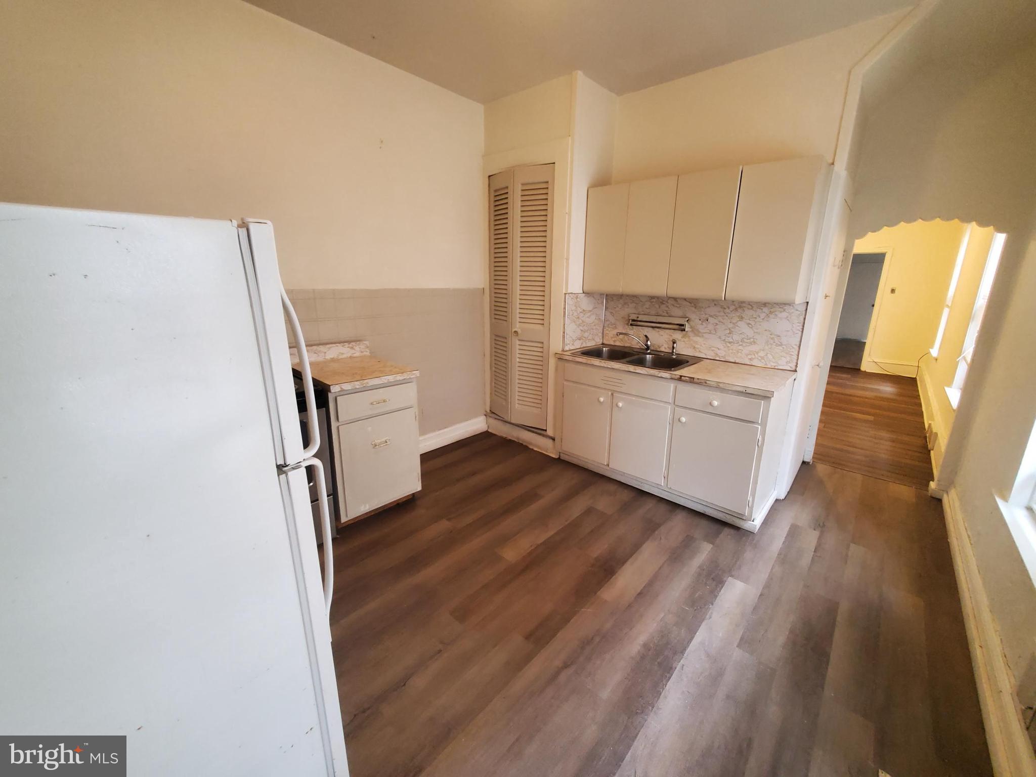 NORTHWEST READING - Residential Lease