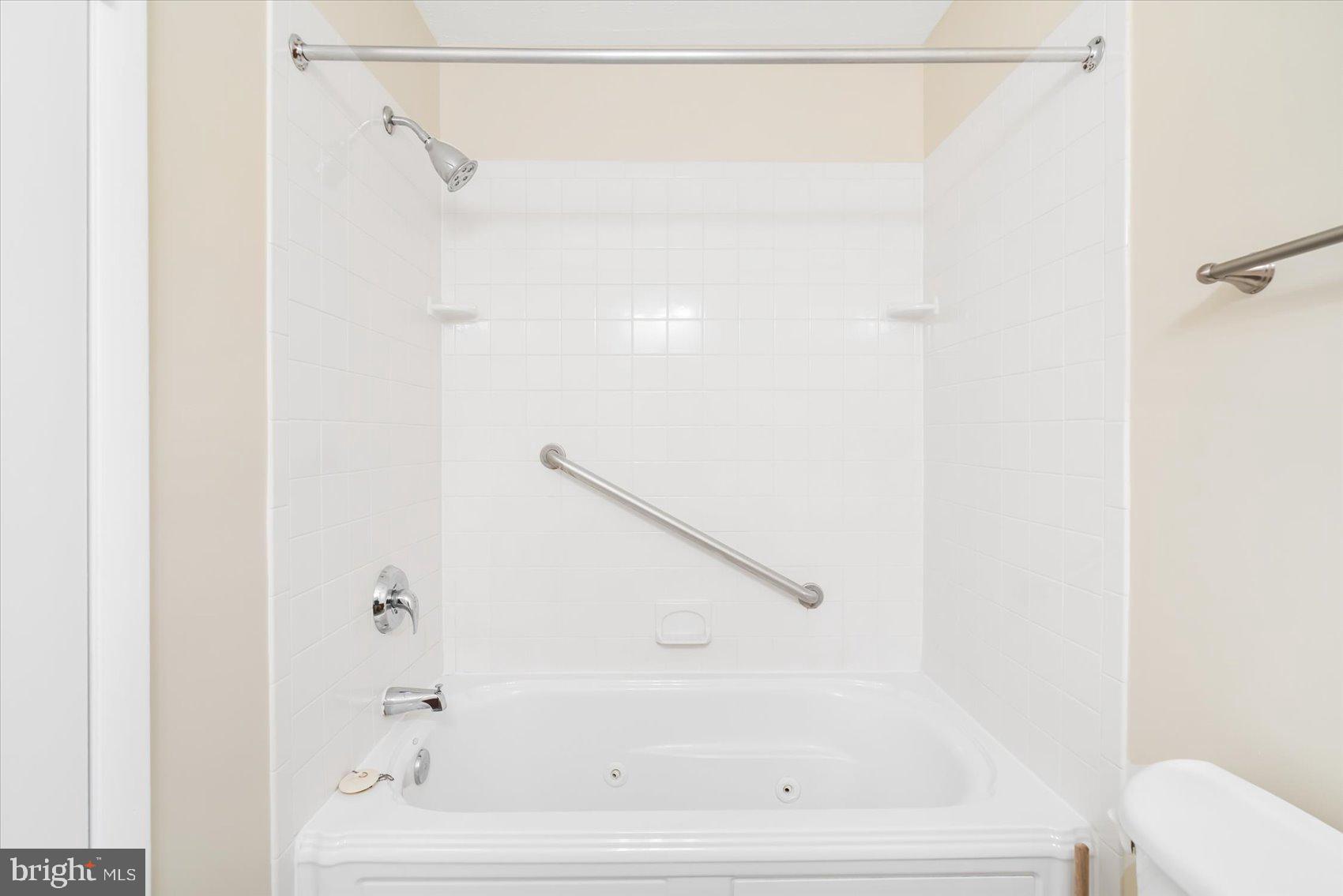 RIDGEFIELD - Residential Lease