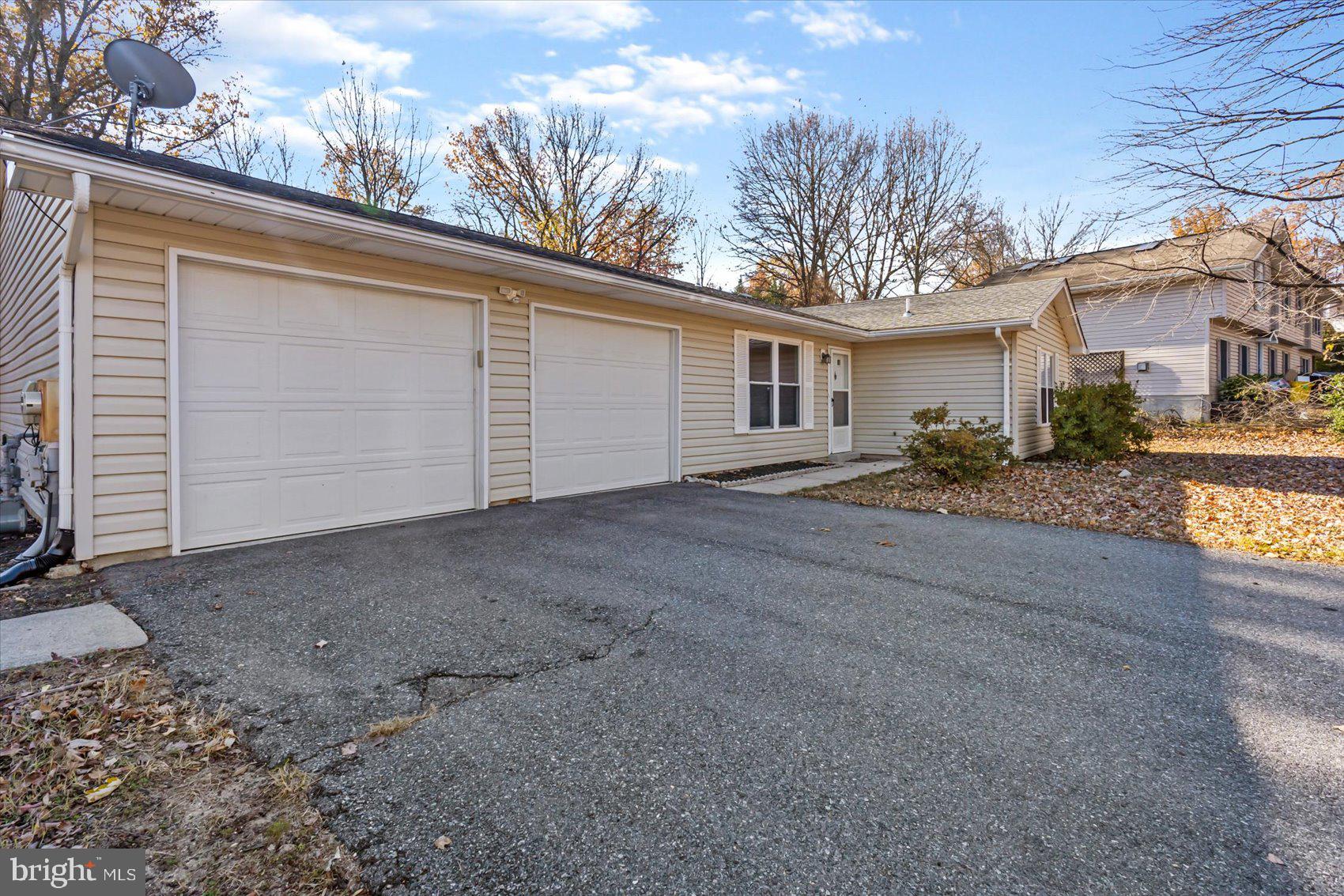 RIDGEFIELD - Residential Lease