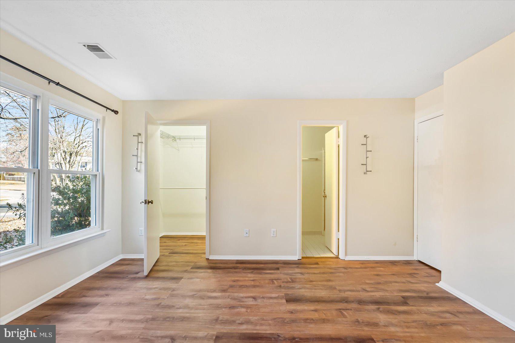 RIDGEFIELD - Residential Lease