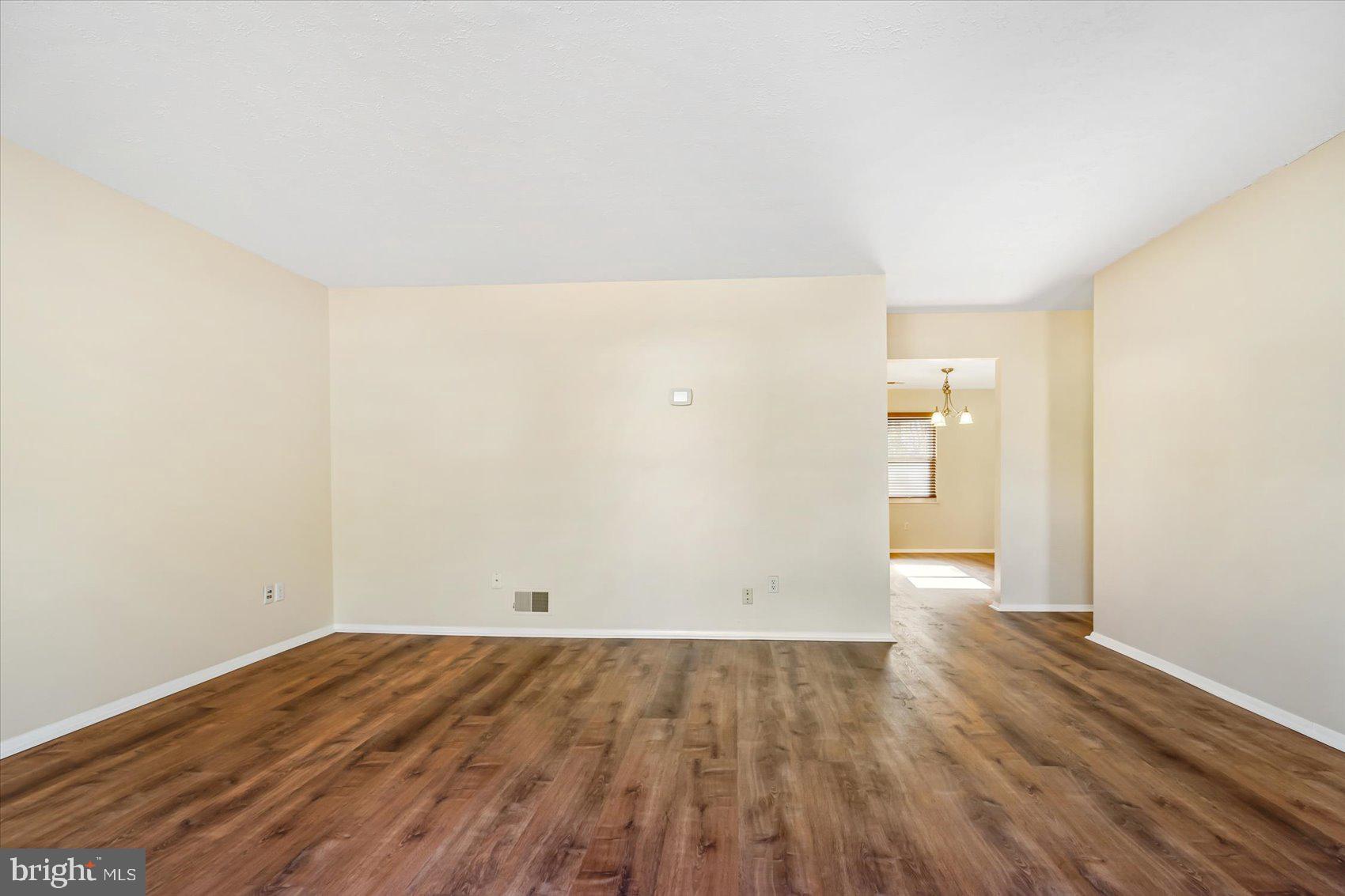 RIDGEFIELD - Residential Lease