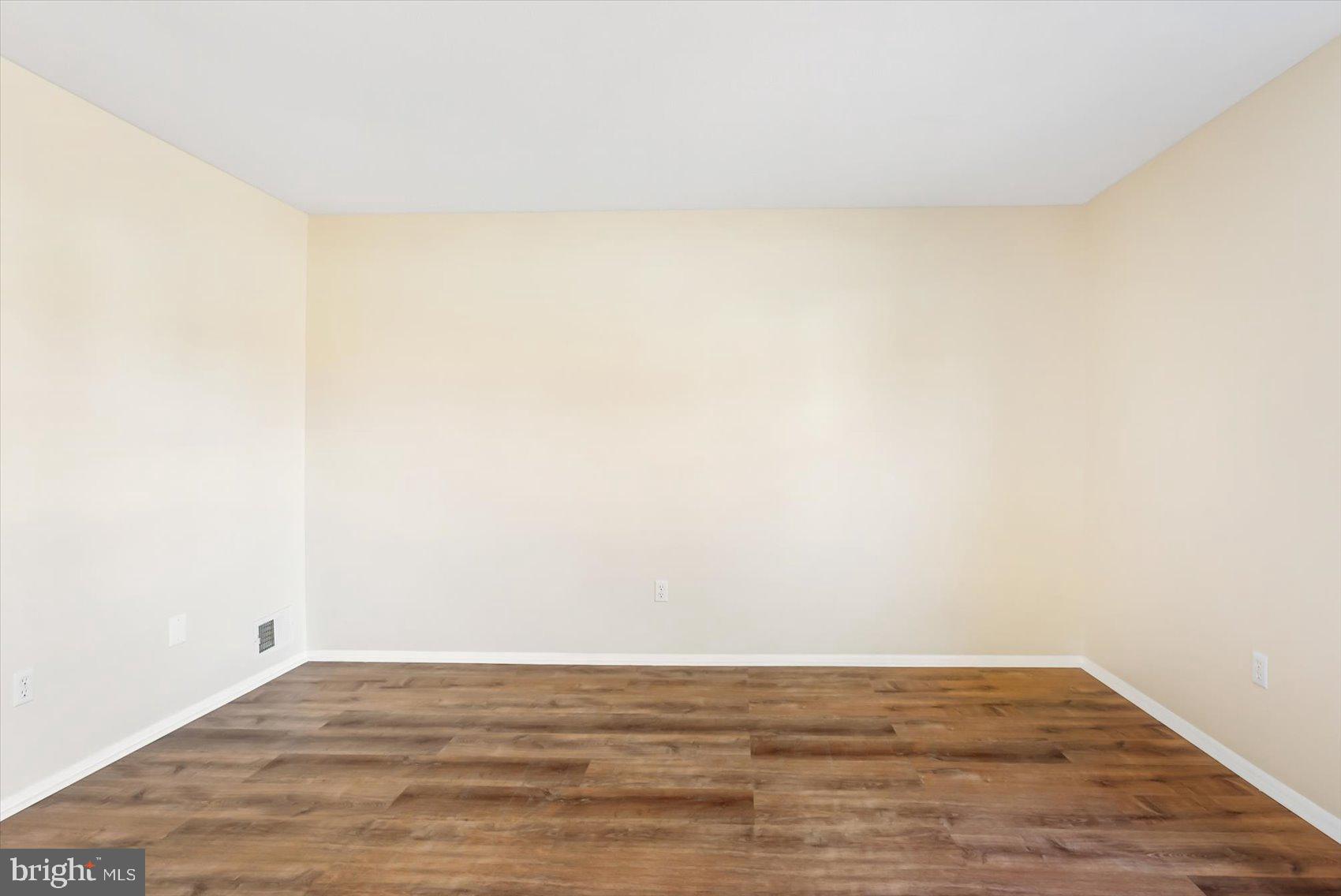 RIDGEFIELD - Residential Lease