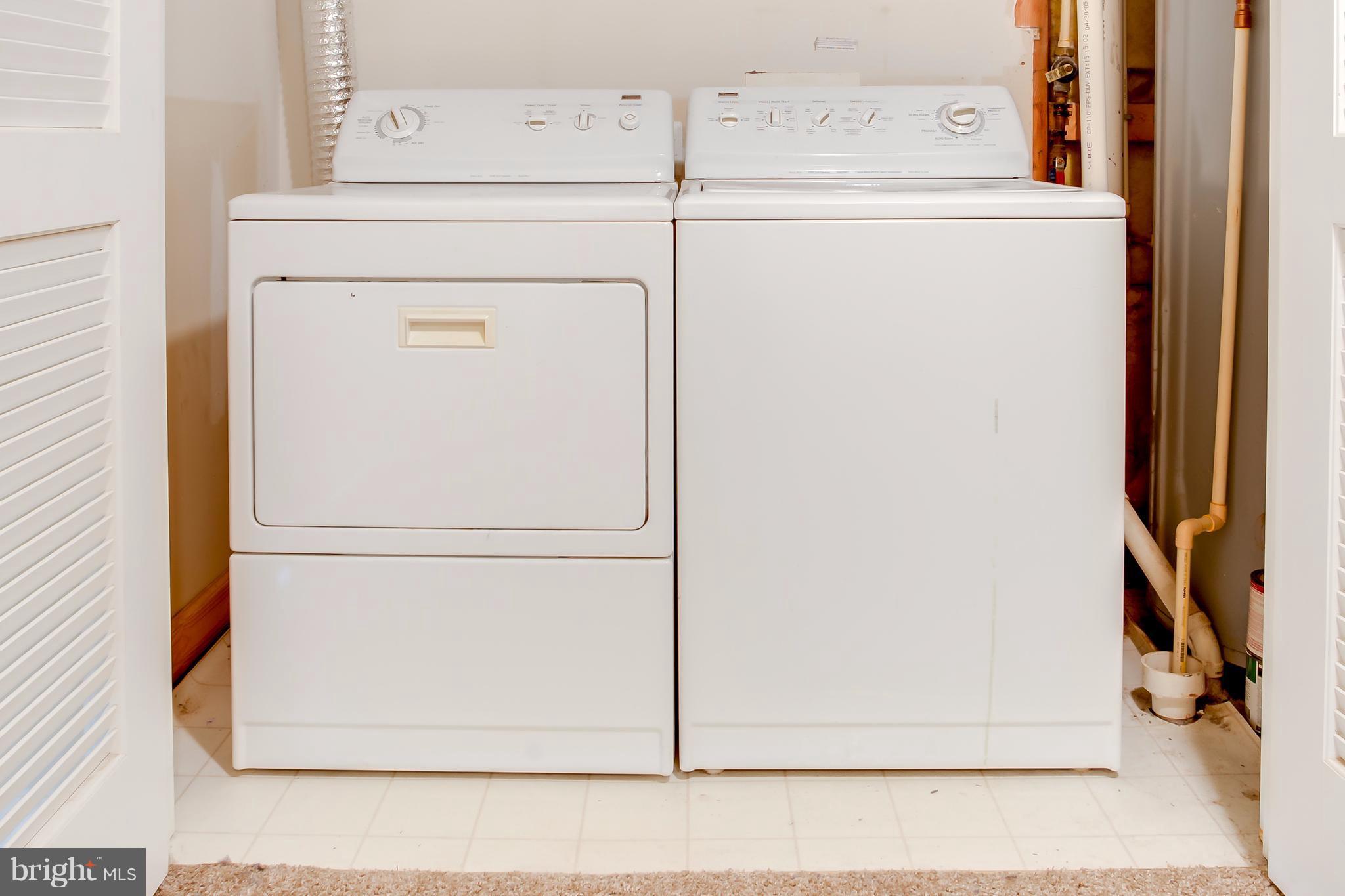 HAWKS VIEW GLEN - Residential